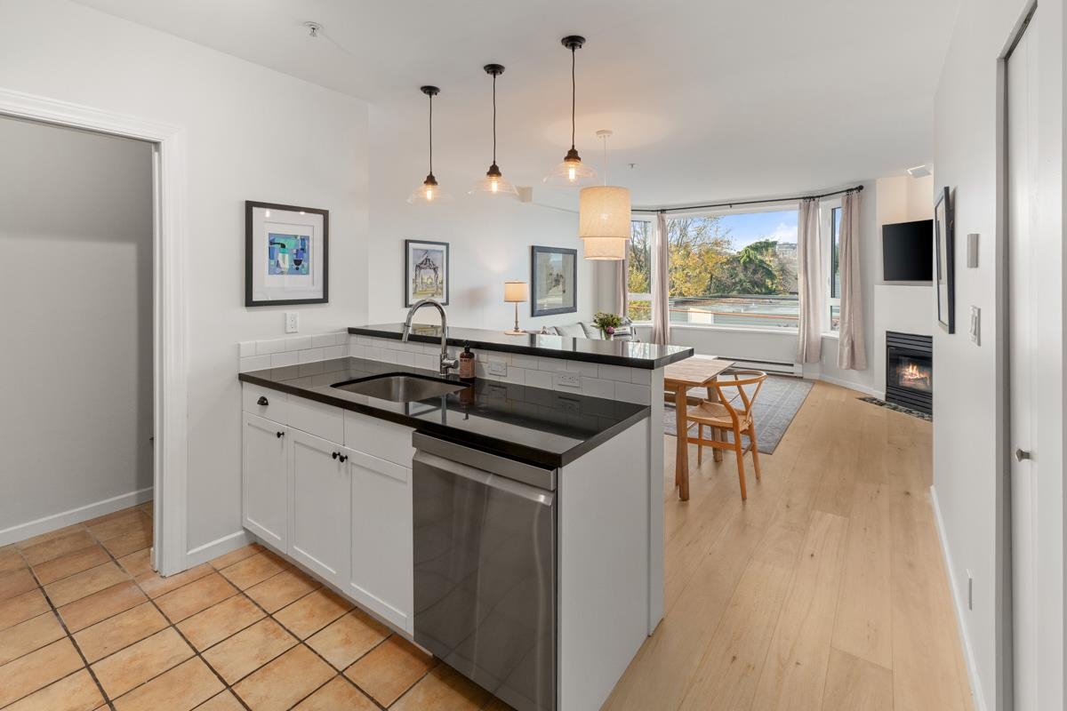 404 1688 CYPRESS STREET, R3069437, BC,