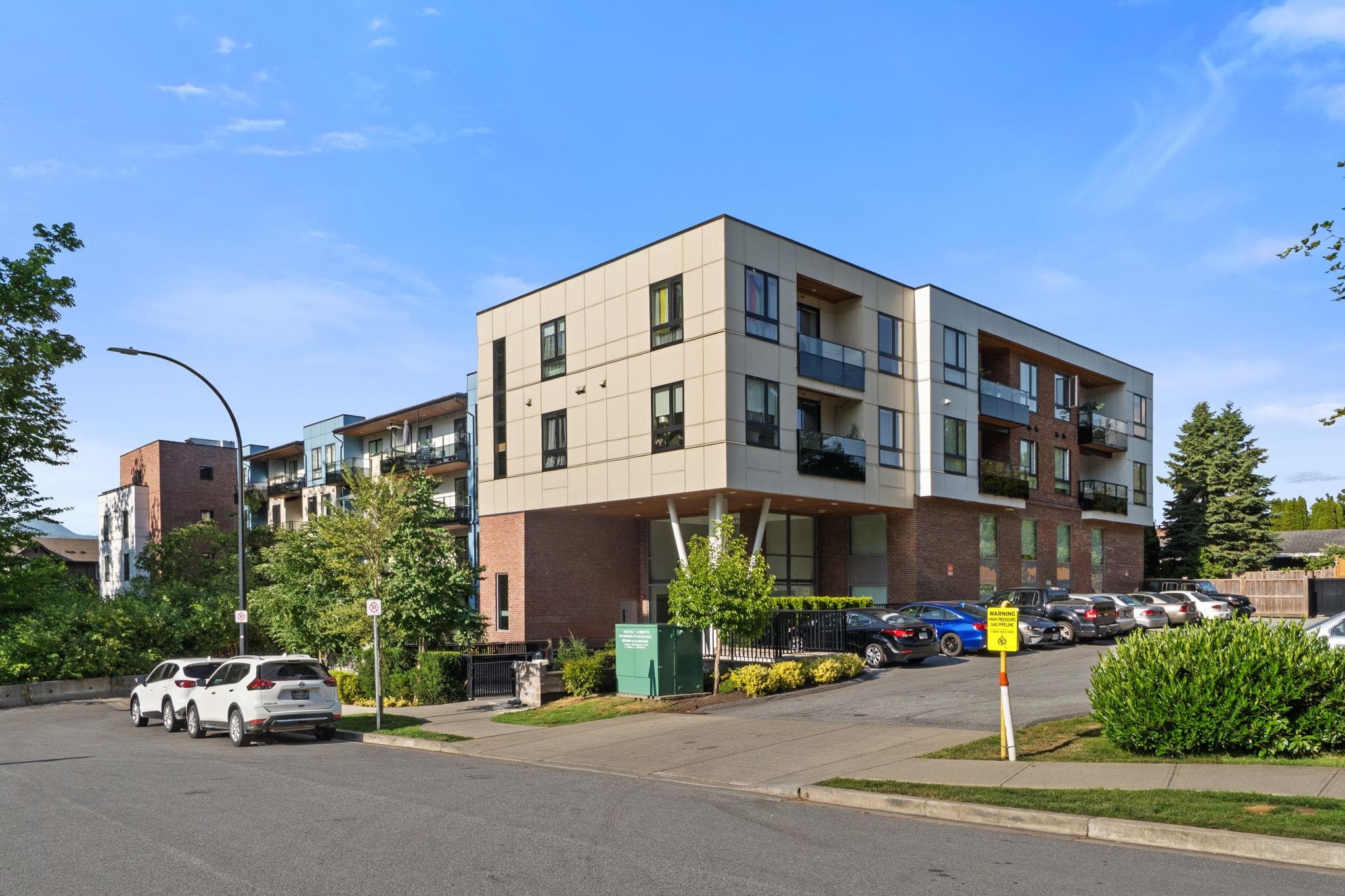 PH14 12320 222 STREET, R3069656, BC,