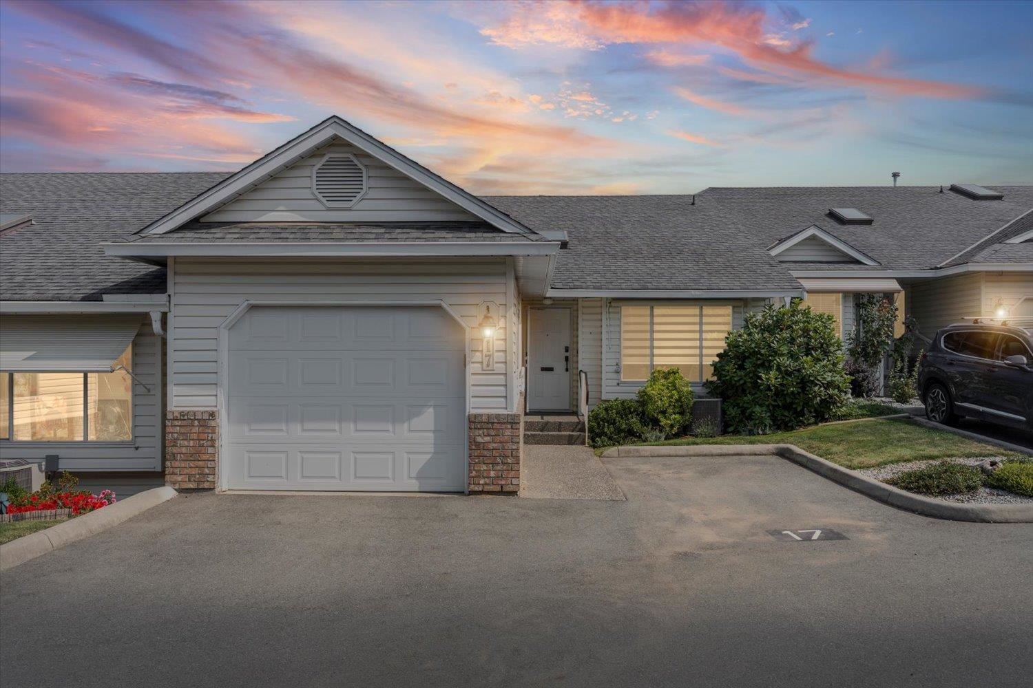 17 3054 TRAFALGAR STREET, R3069722, BC,