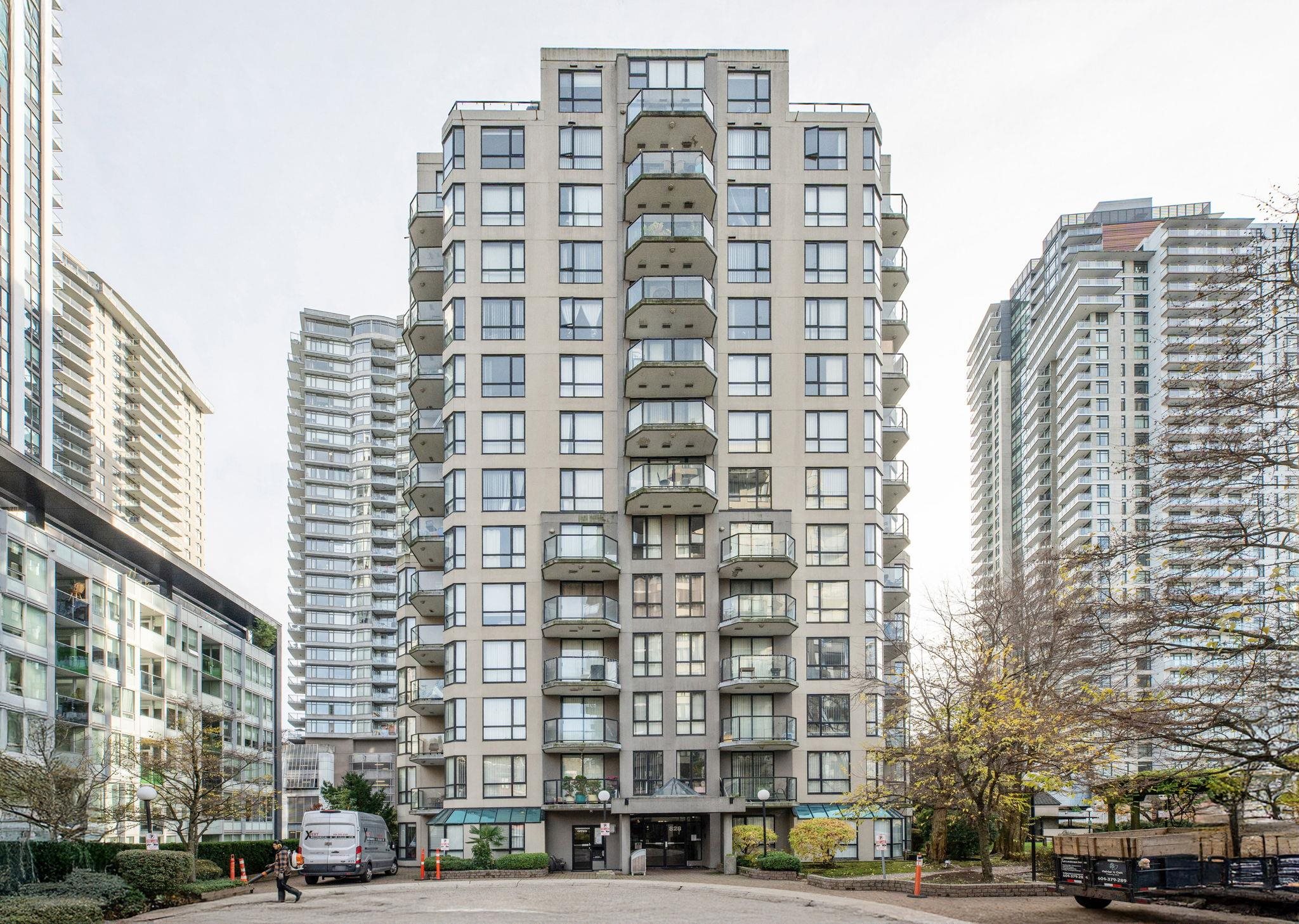 1402 828 AGNES STREET, R3069779, BC,