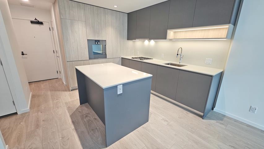 918 6300 MINORU BLVD, R3069902, BC,