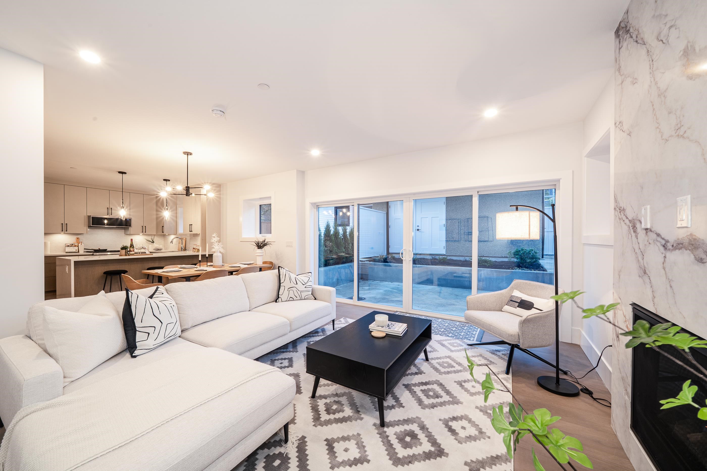 A 2735 8TH AVENUE, R3070080, BC,