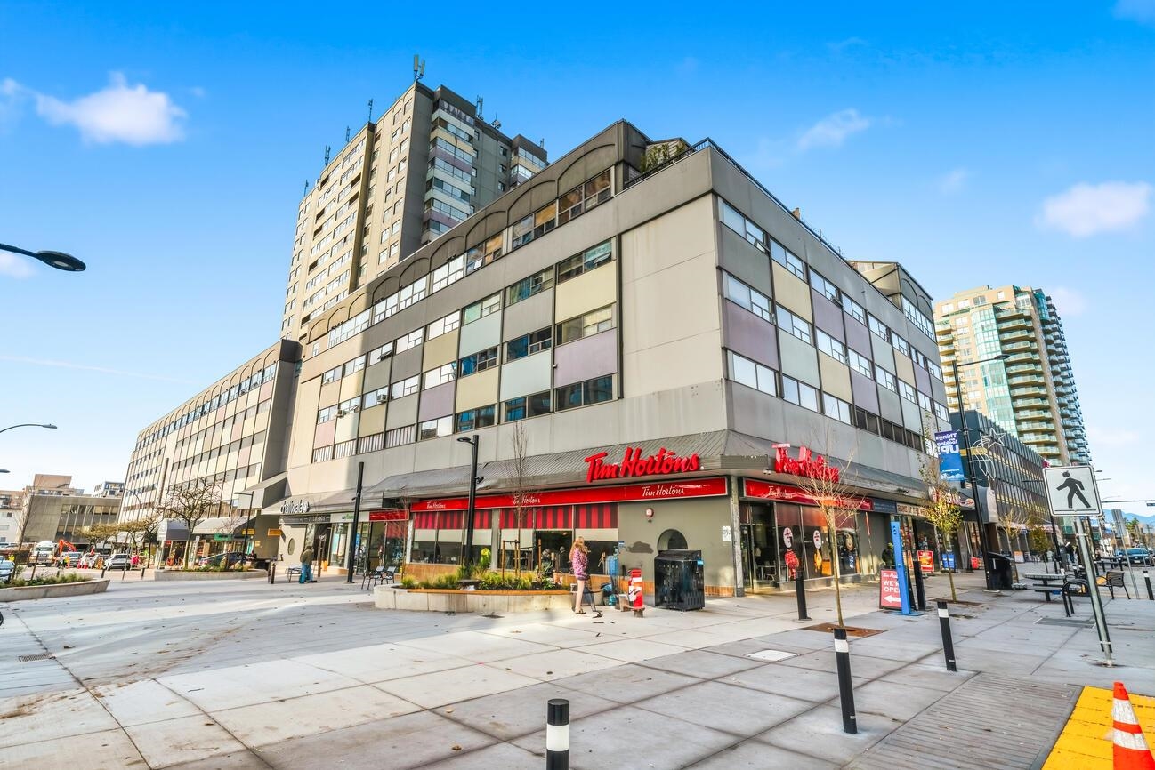 504 534 SIXTH STREET, R3070119, BC,