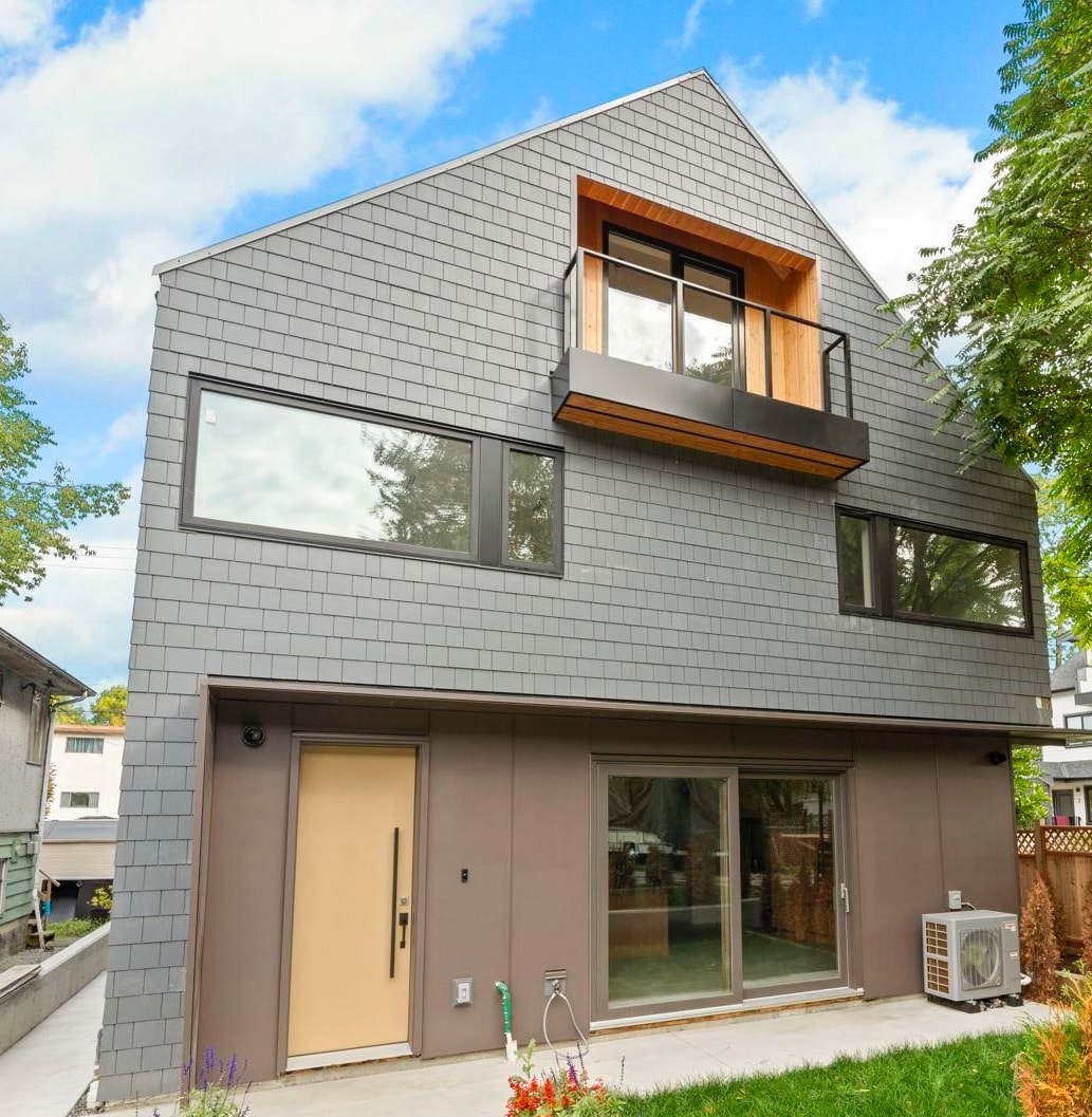 1 2091 20TH AVENUE, R3070130, BC,