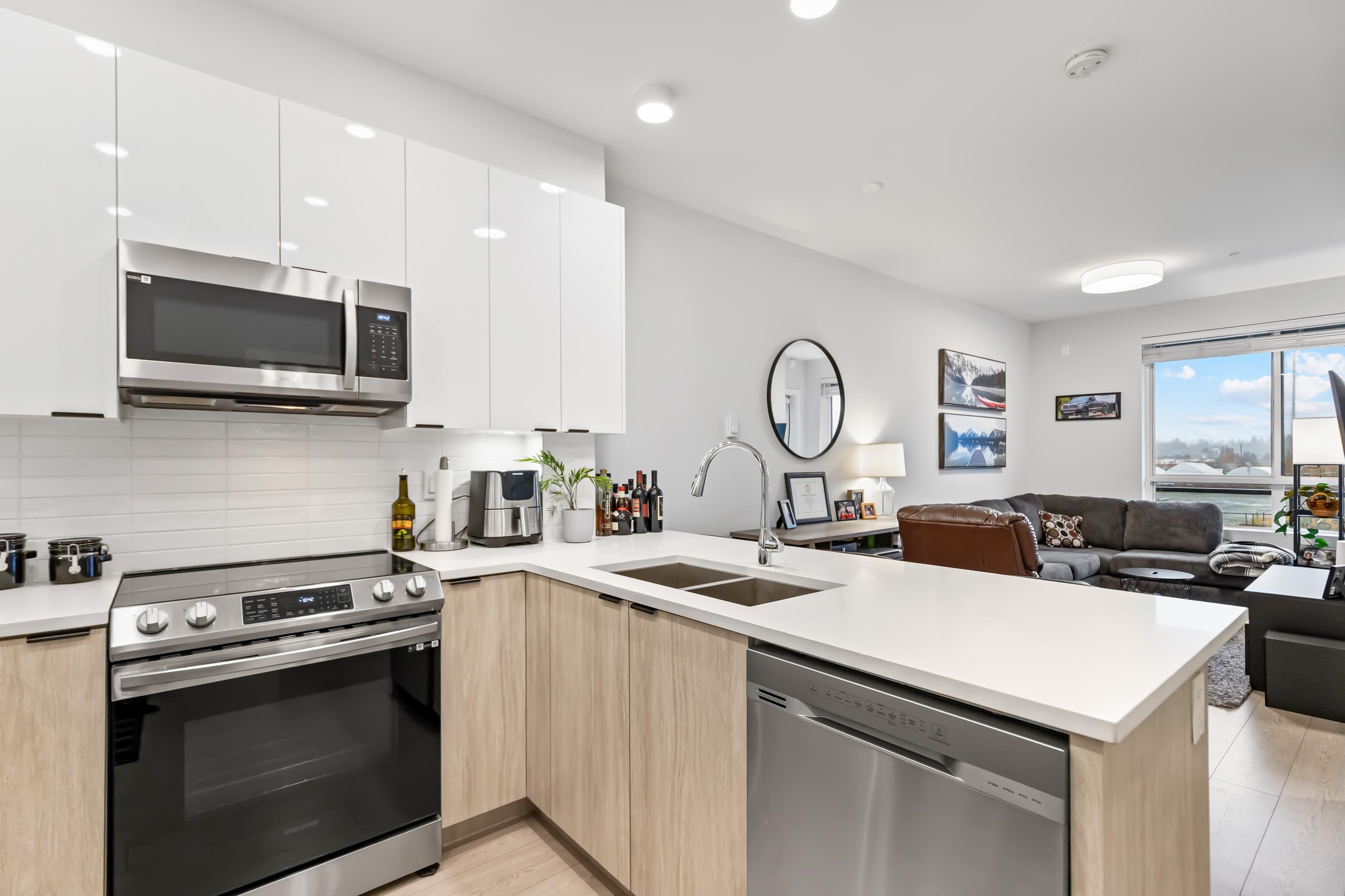 314 20360 LOGAN AVENUE, R3070177, BC,