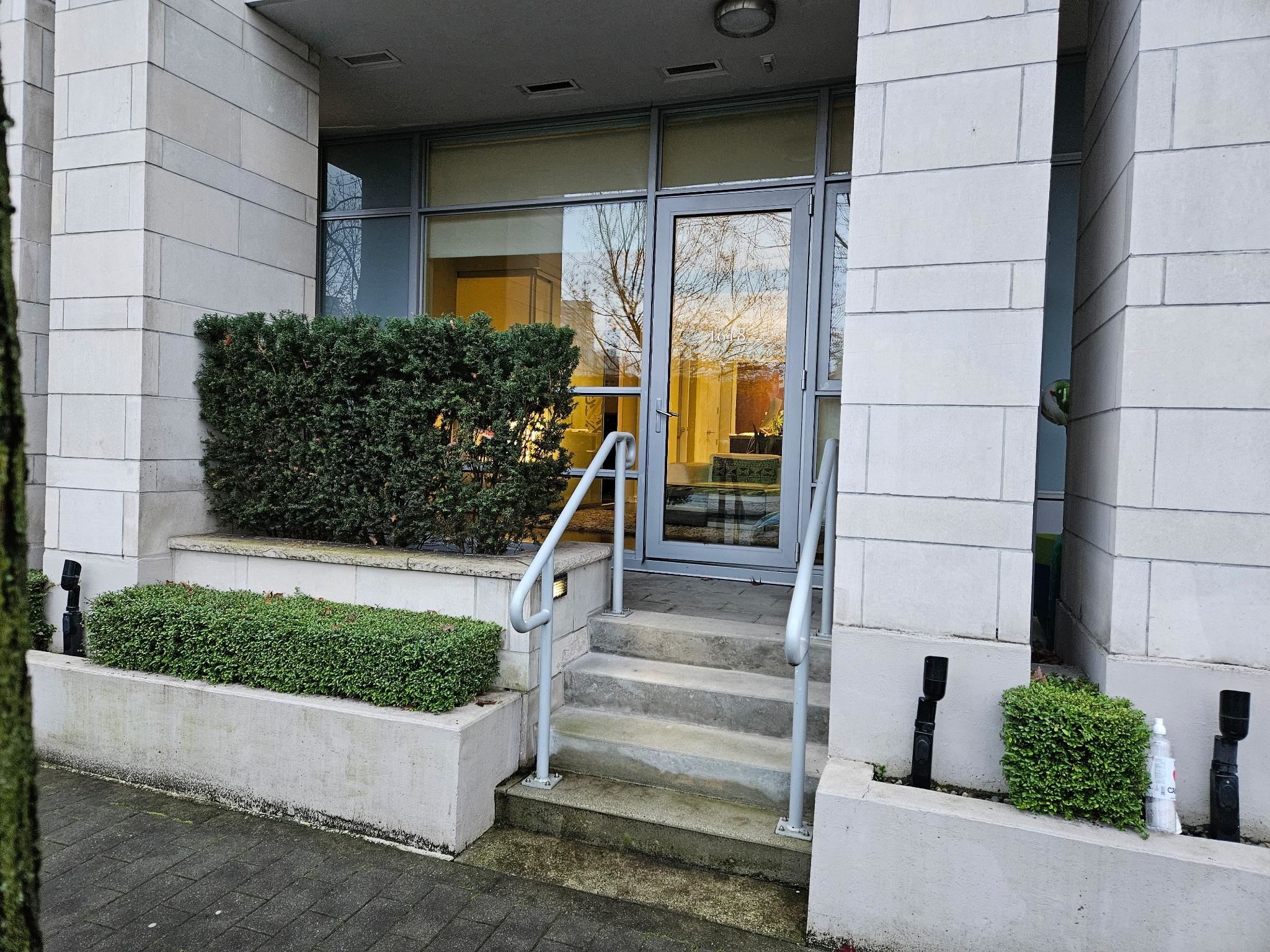 1618 COLUMBIA STREET, Vancouver BC V5Y 0B6, R3070518, BC,