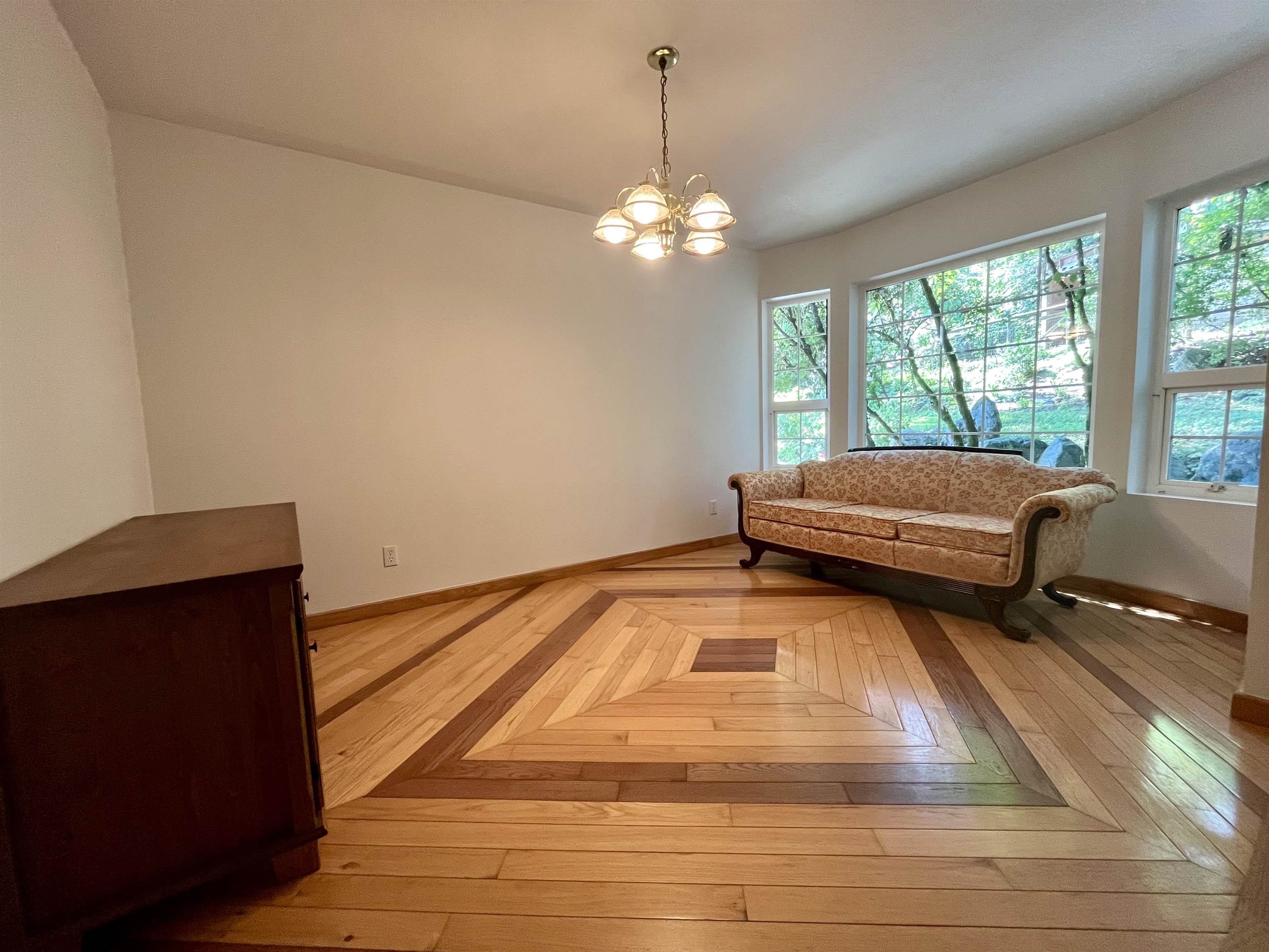 6080 ROSS ROAD, Chilliwack BC V2R 4S6, R3070612, BC,