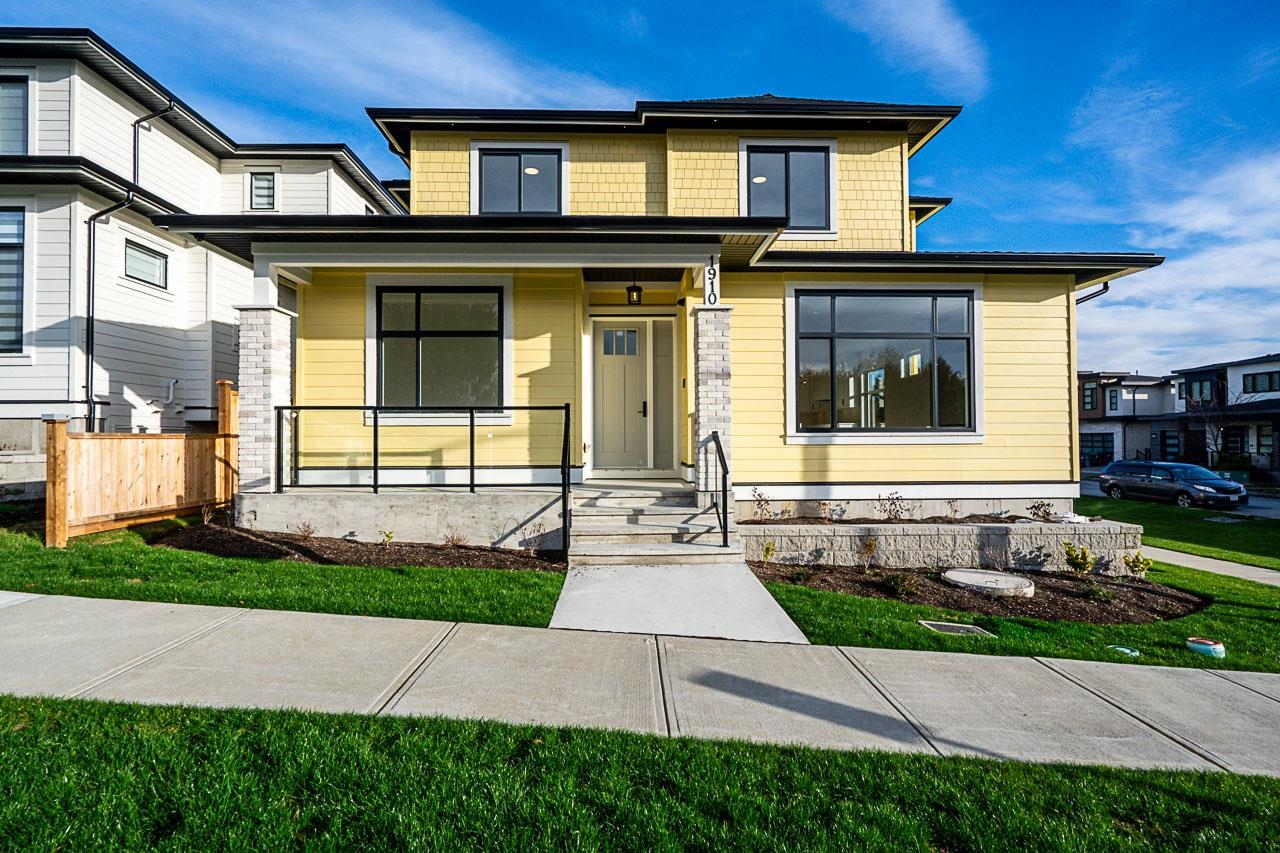 1910 167A STREET, Surrey BC V3Z 1K2, R3070627, BC,