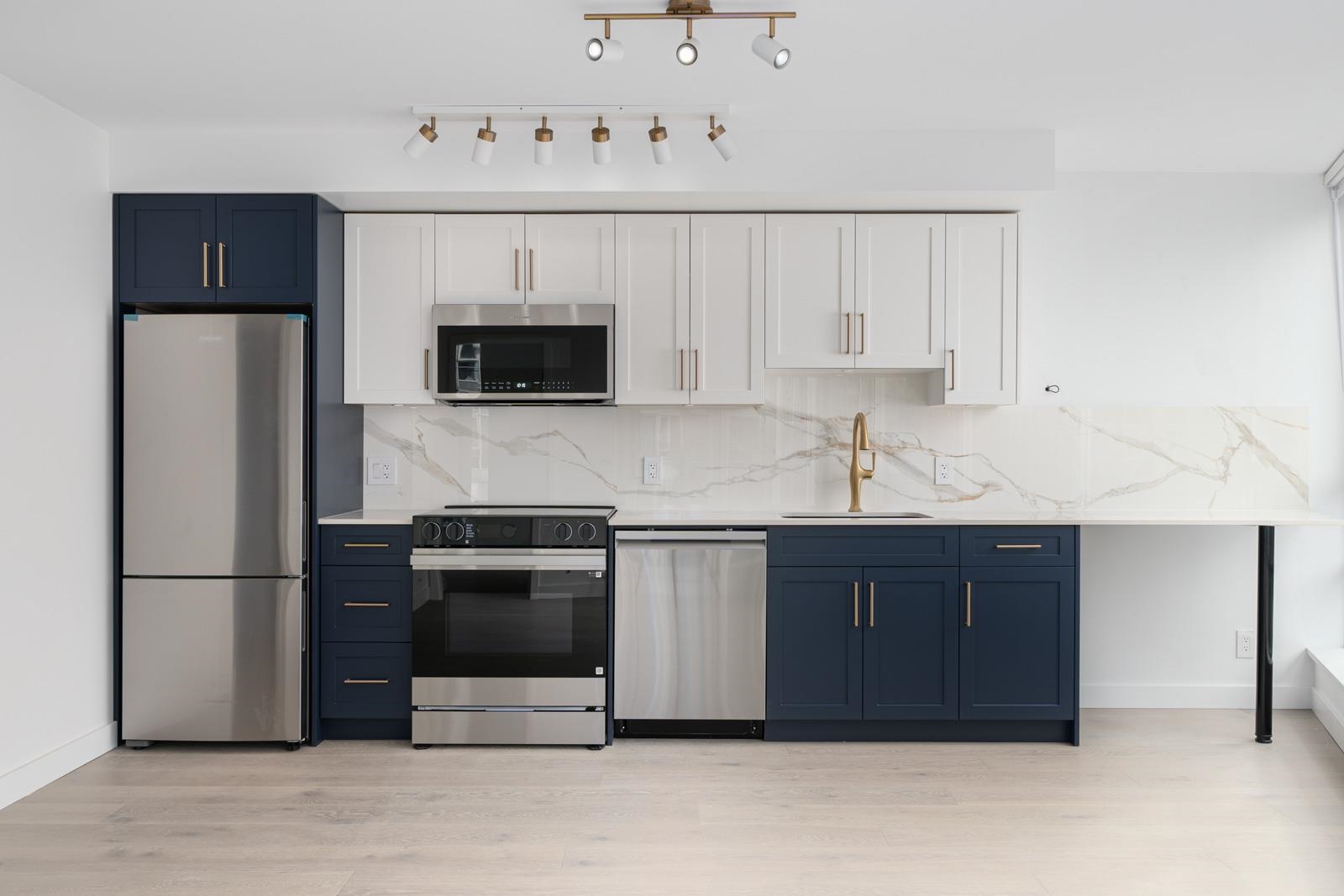 1209 233 ROBSON STREET, R3070760, BC,