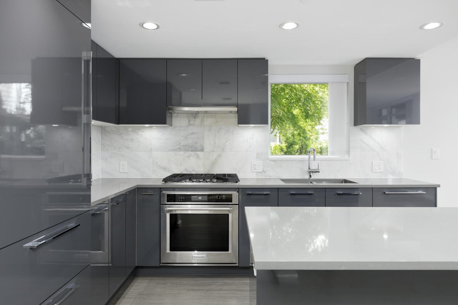 6691 MARLBOROUGH AVENUE, Burnaby BC V5H 3M2, R3070784, BC,