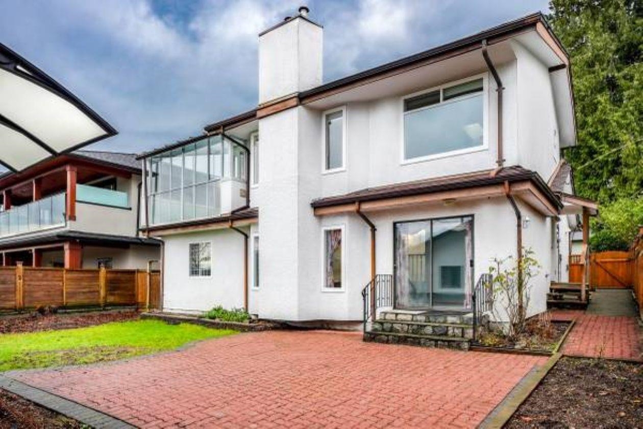 243 E 22ND STREET, North Vancouver BC V7L 3C5, R3071006, BC,