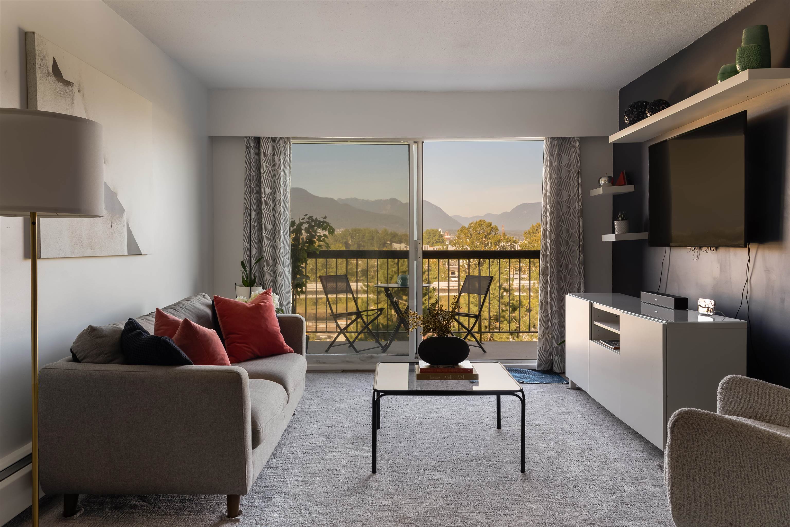 808 756 GREAT NORTHERN WAY, R3071130, BC,