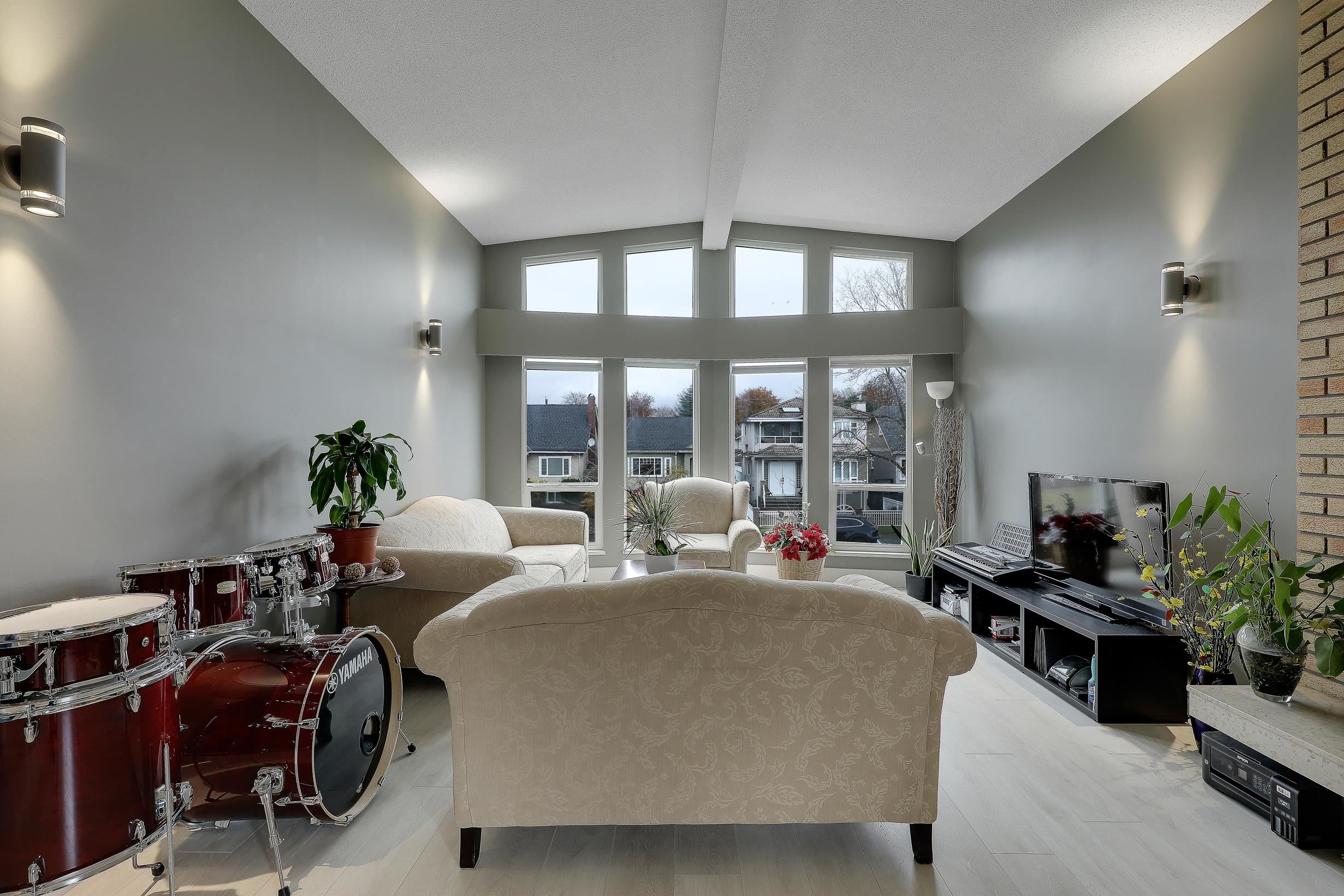 2624 KITCHENER STREET, Vancouver BC V5K 3C8, R3071154, BC,