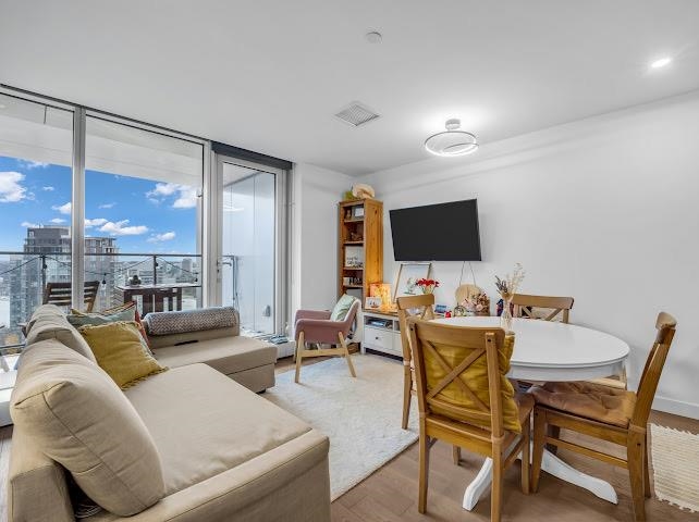 3010 1480 HOWE STREET, R3071244, BC,