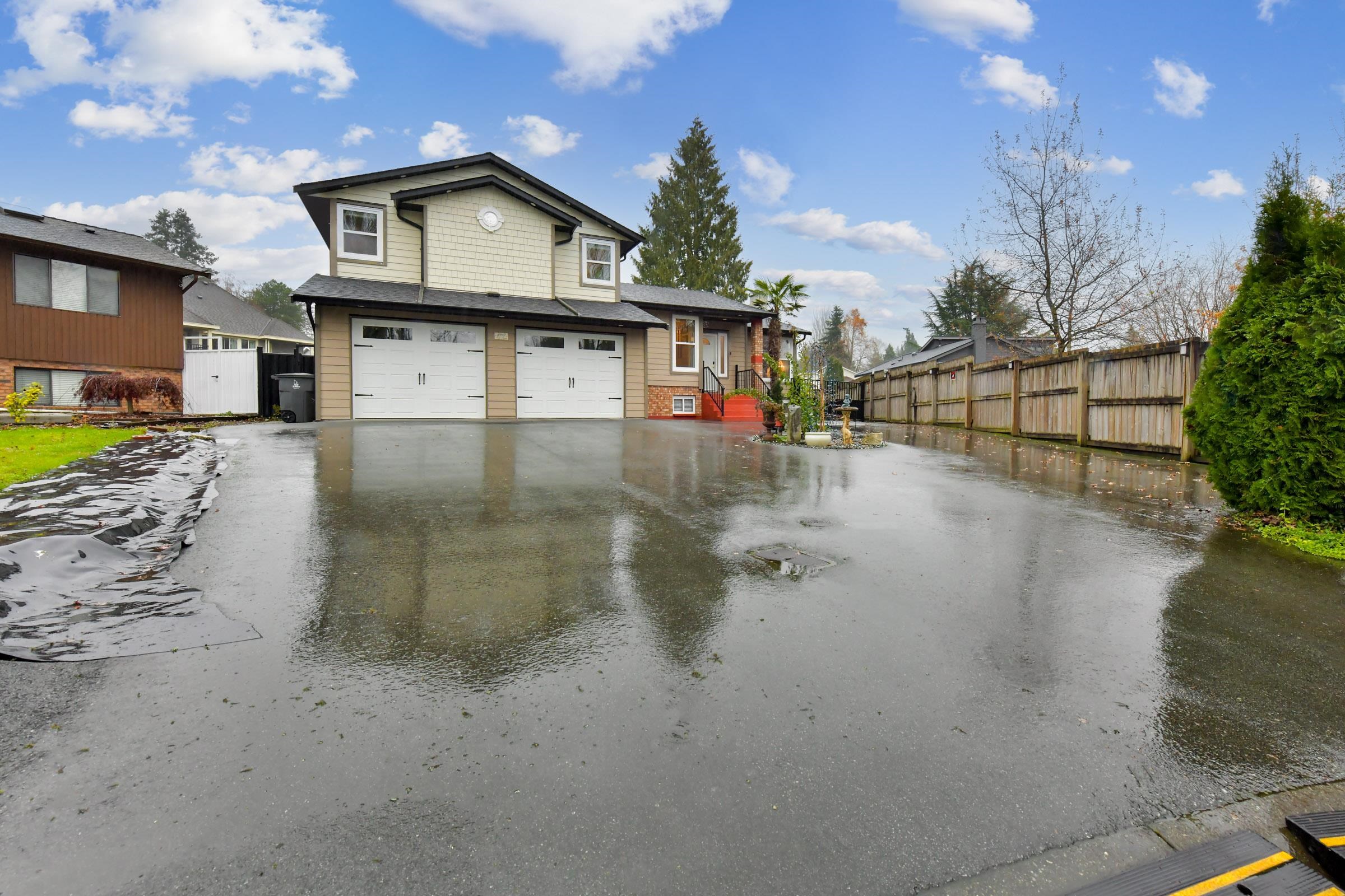 Upper 8997 146A STREET, R3071298, BC,