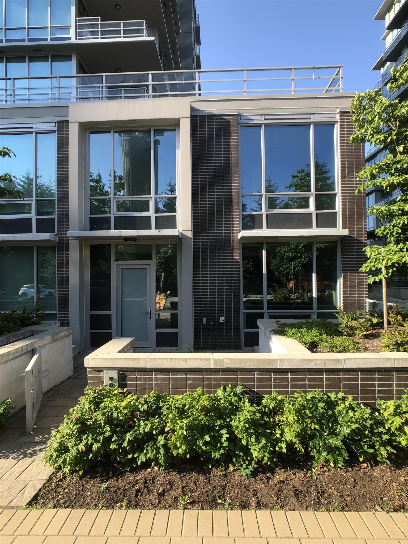 9068 UNIVERSITY CRESCENT, Burnaby BC V5A 0E1, R3071304, BC,