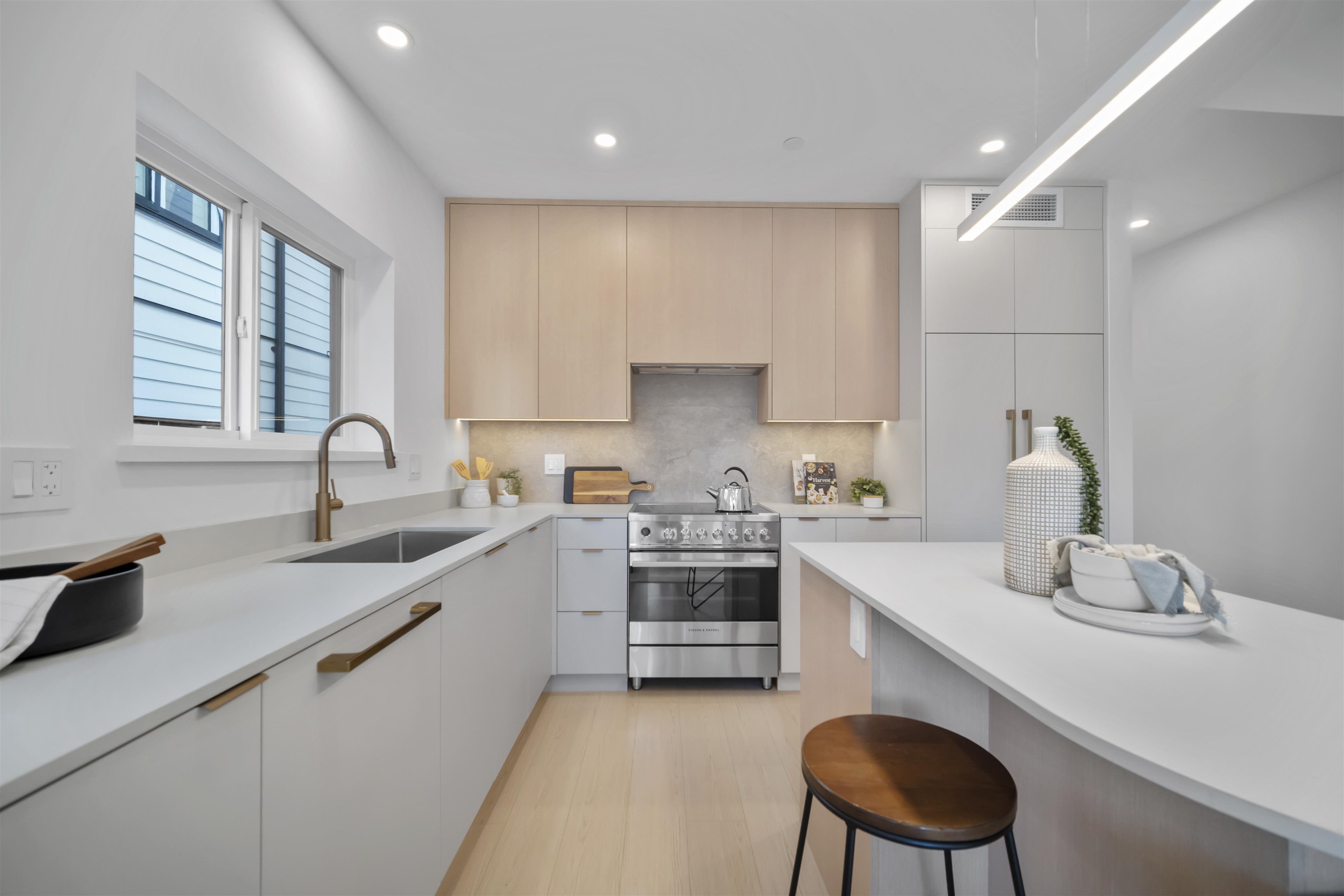 208 2339 34TH AVENUE, R3071376, BC,