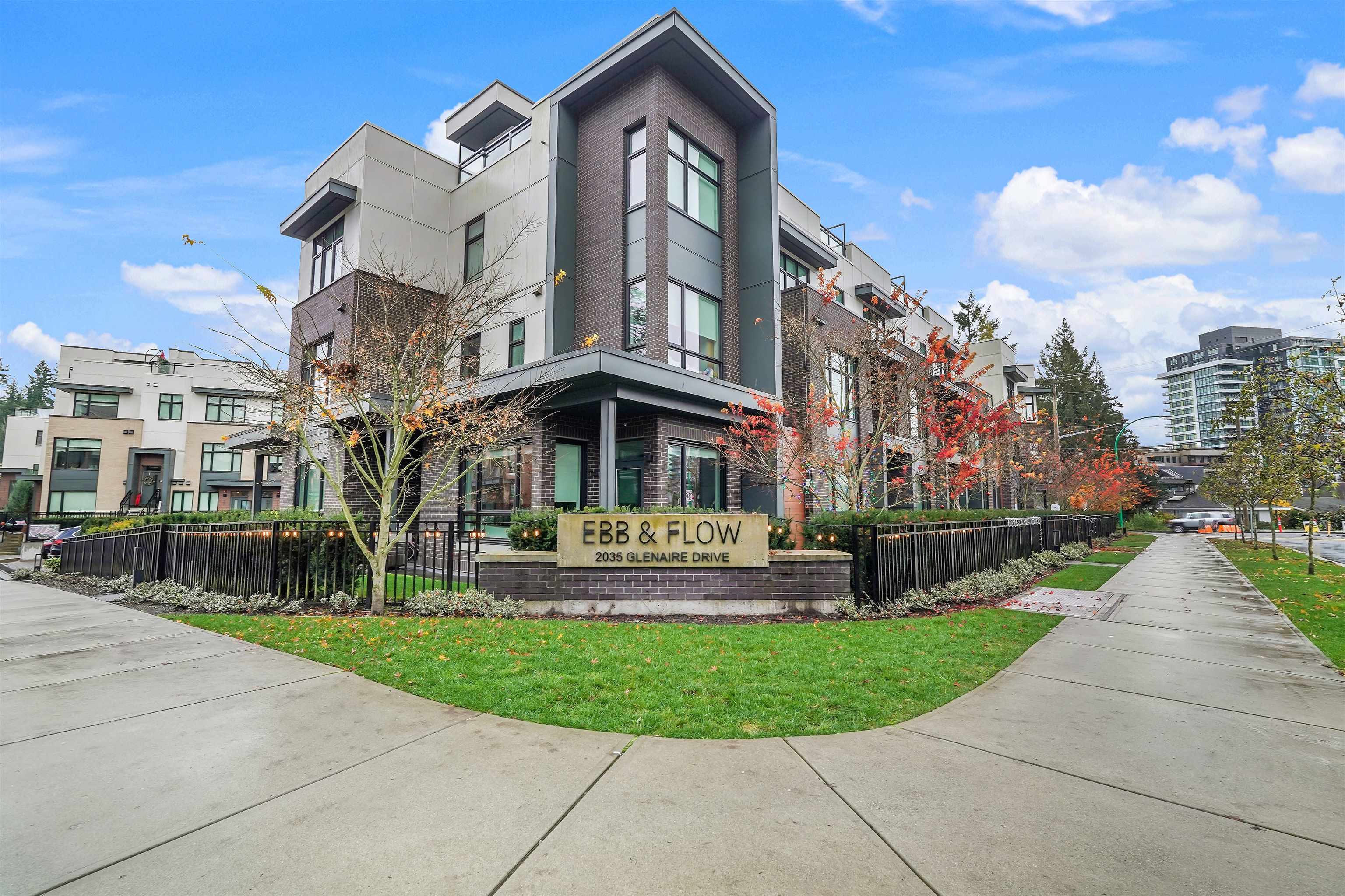 124 2035 GLENAIRE DRIVE, R3071447, BC,