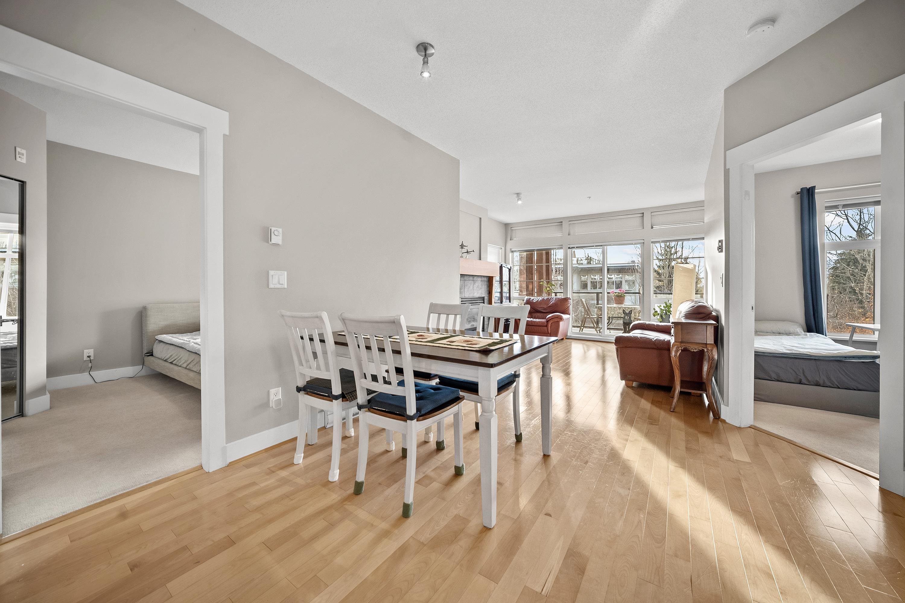 300 6328 LARKIN DRIVE, R3071611, BC,