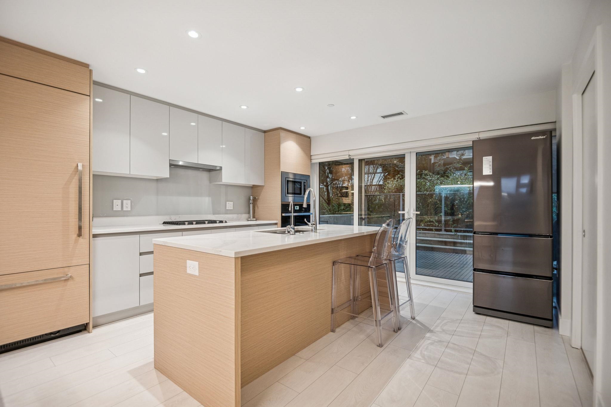 9 8589 RIVERGRASS DRIVE, R3071612, BC,