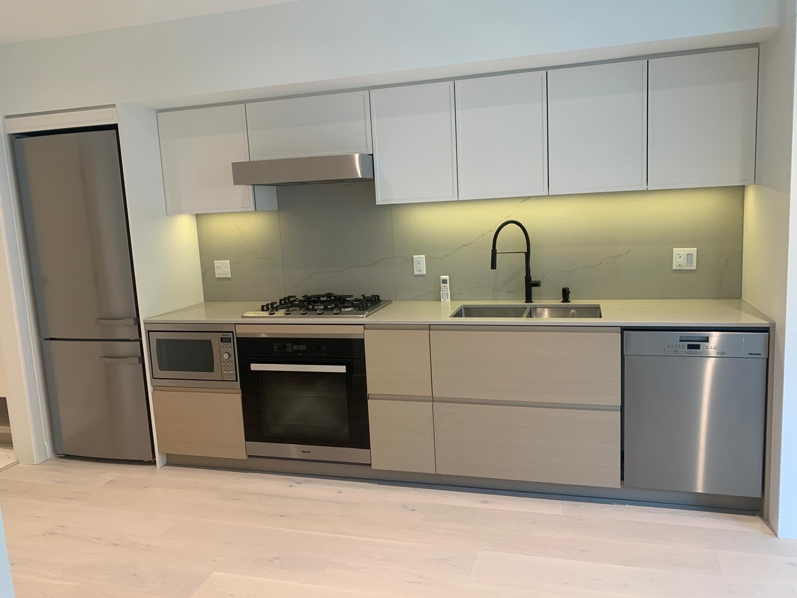 44 540 28TH AVENUE, R3071647, BC,