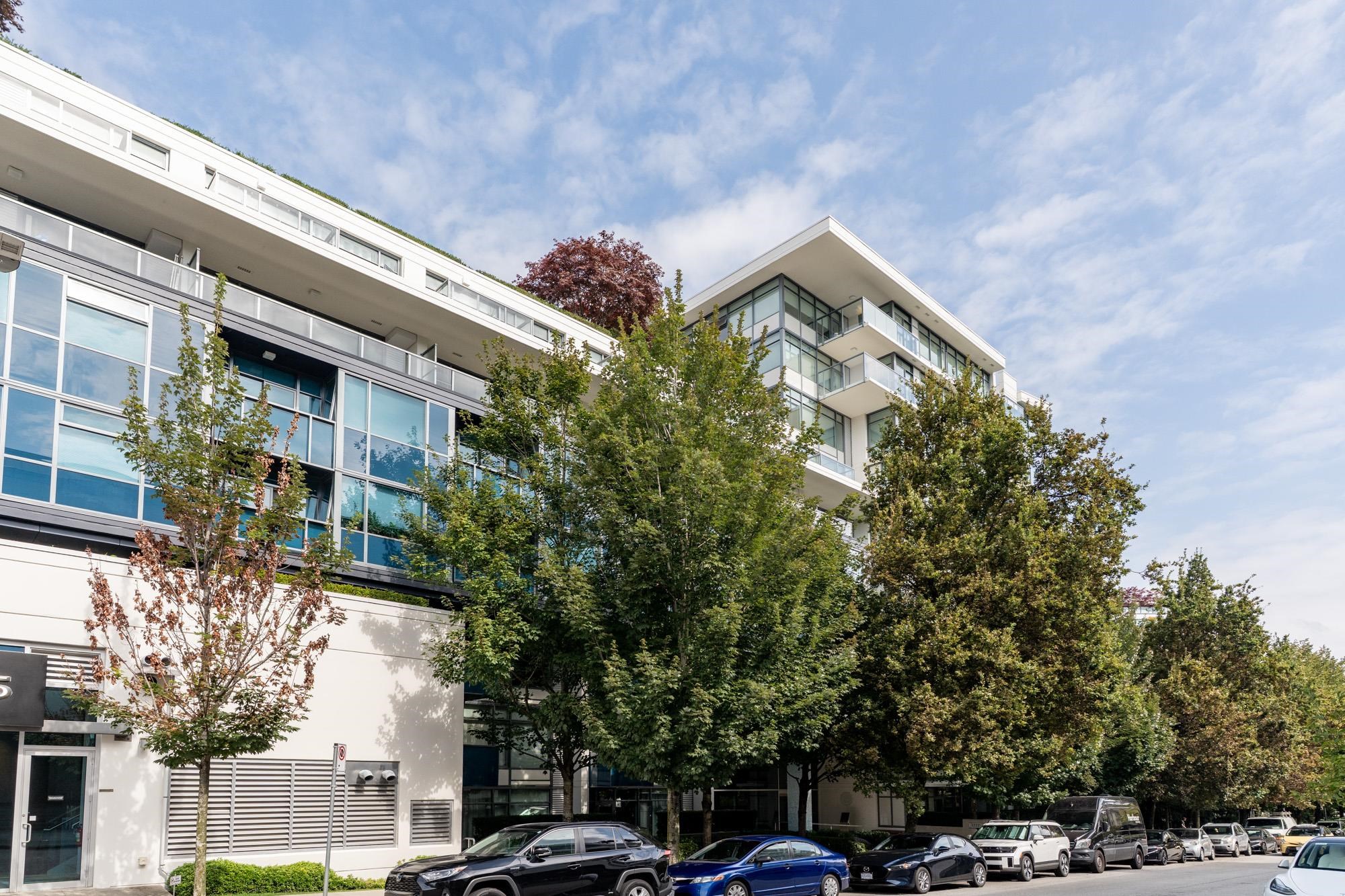 202 1777 7TH AVENUE, R3071676, BC,