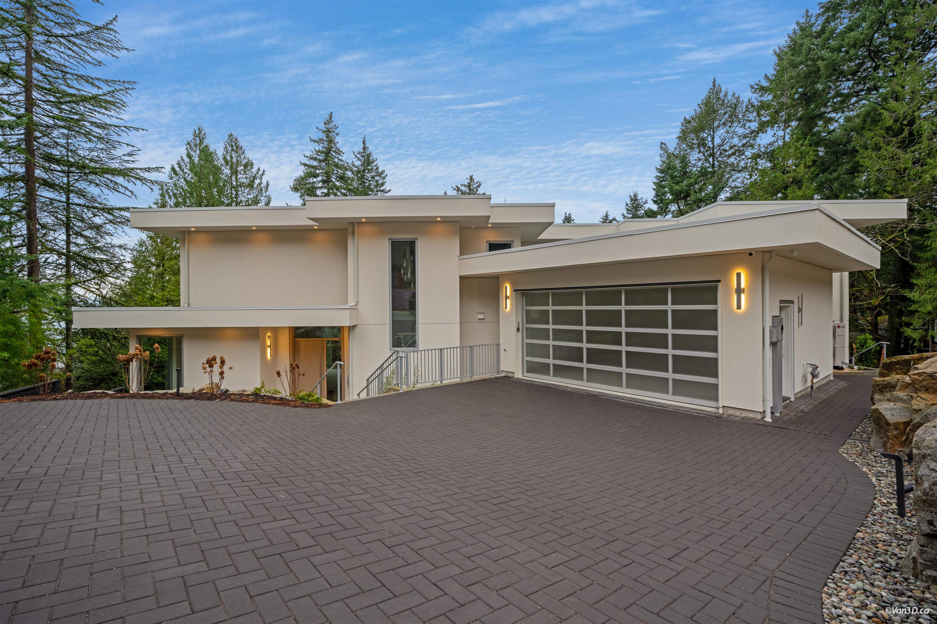 4437 PICCADILLY NORTH, West Vancouver BC V7W 1C8, R3071715, BC,