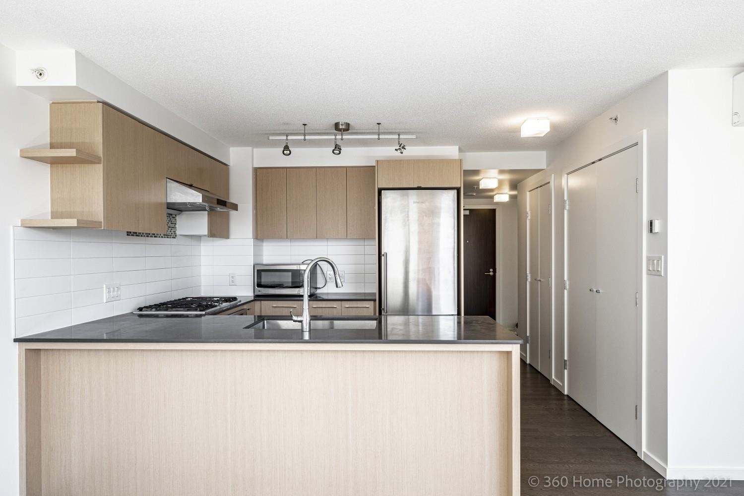 7xx 7988 ACKROYD ROAD, R3071770, BC,