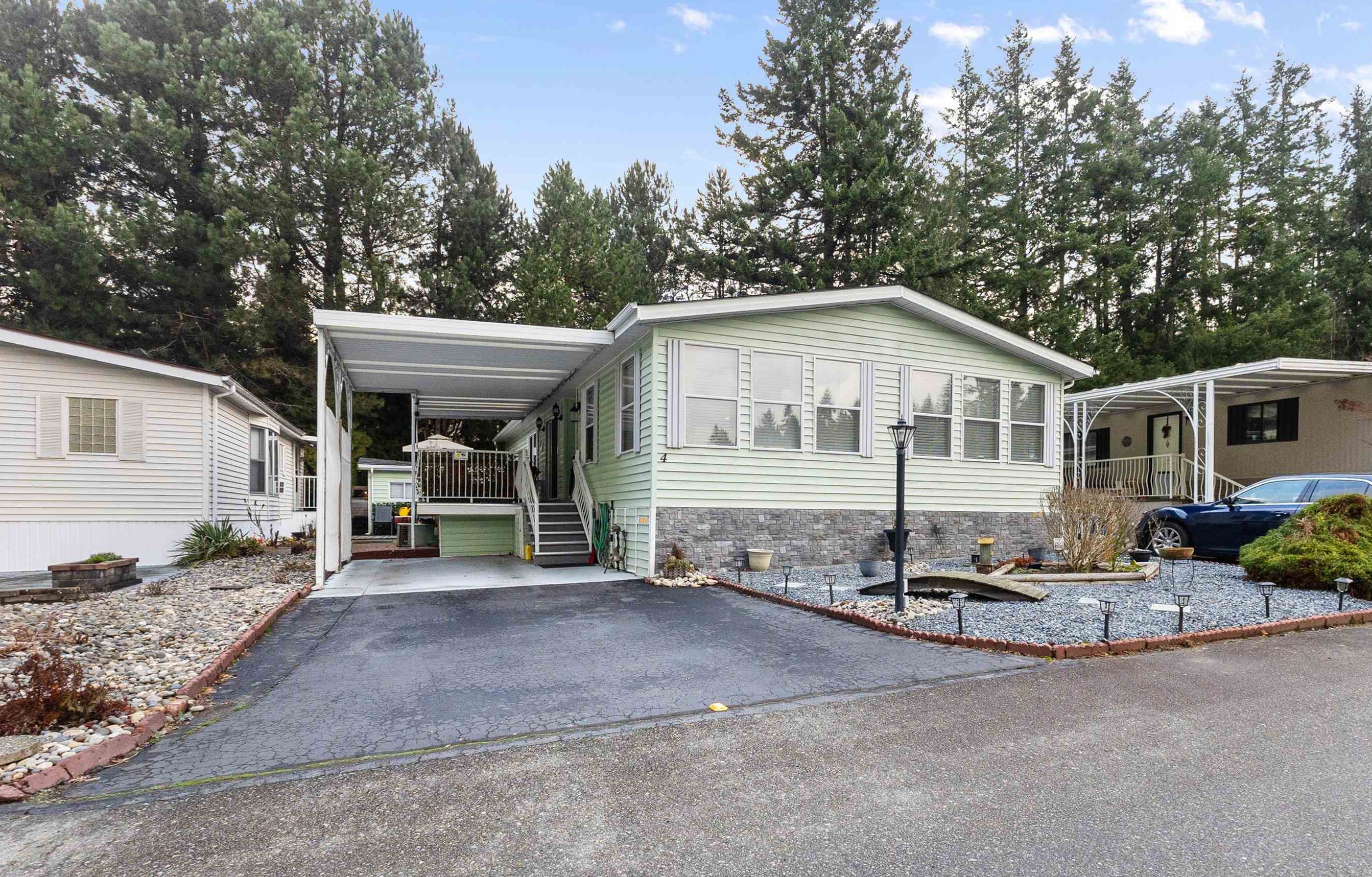 4 2315 198 STREET, R3071838, BC,