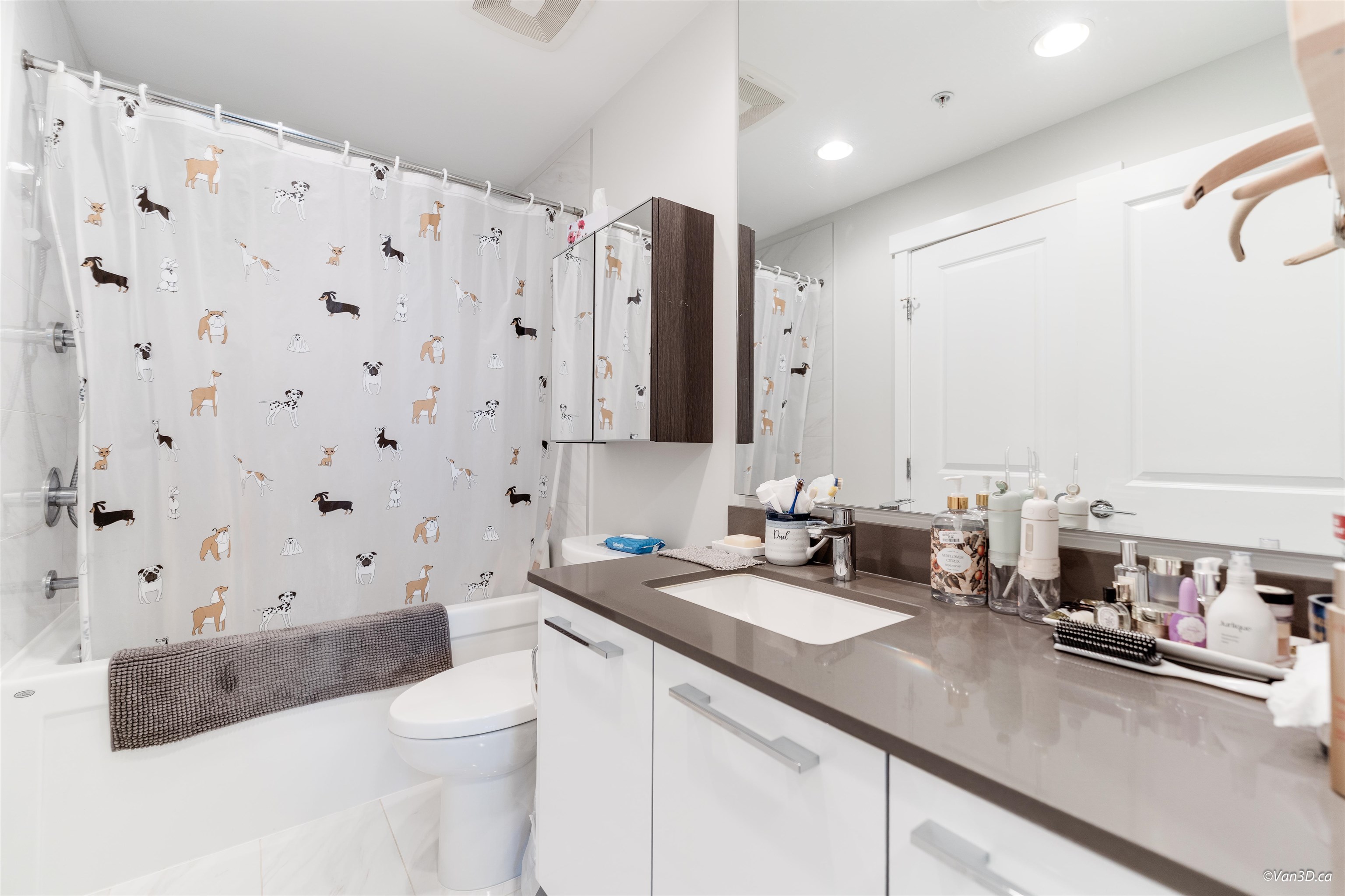 309 9551 ALEXANDRA ROAD, R3071853, BC,