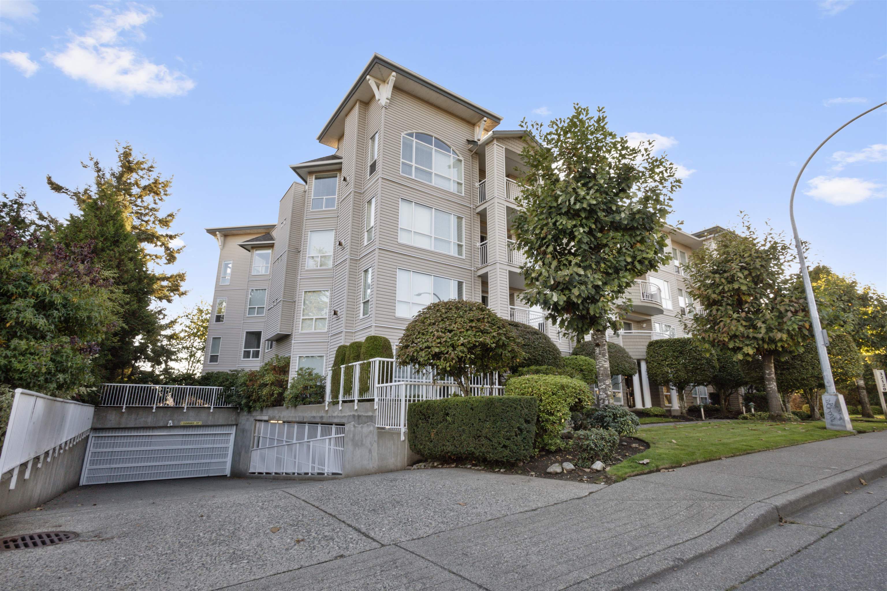 206 32120 MT WADDINGTON AVENUE, R3072011, BC,