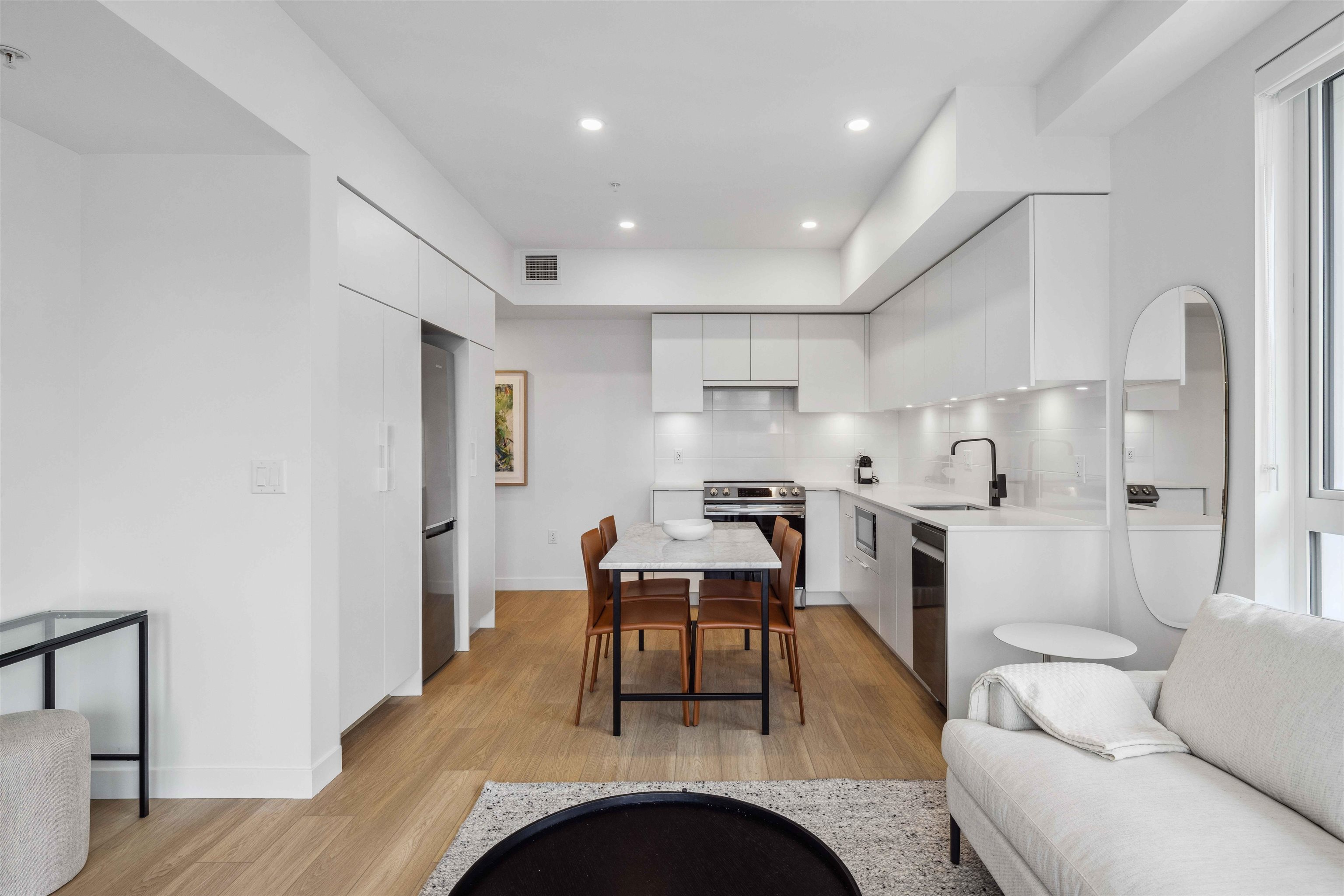 710 DOGWOOD STREET, Coquitlam BC V3J 0P6, R3072078, BC,