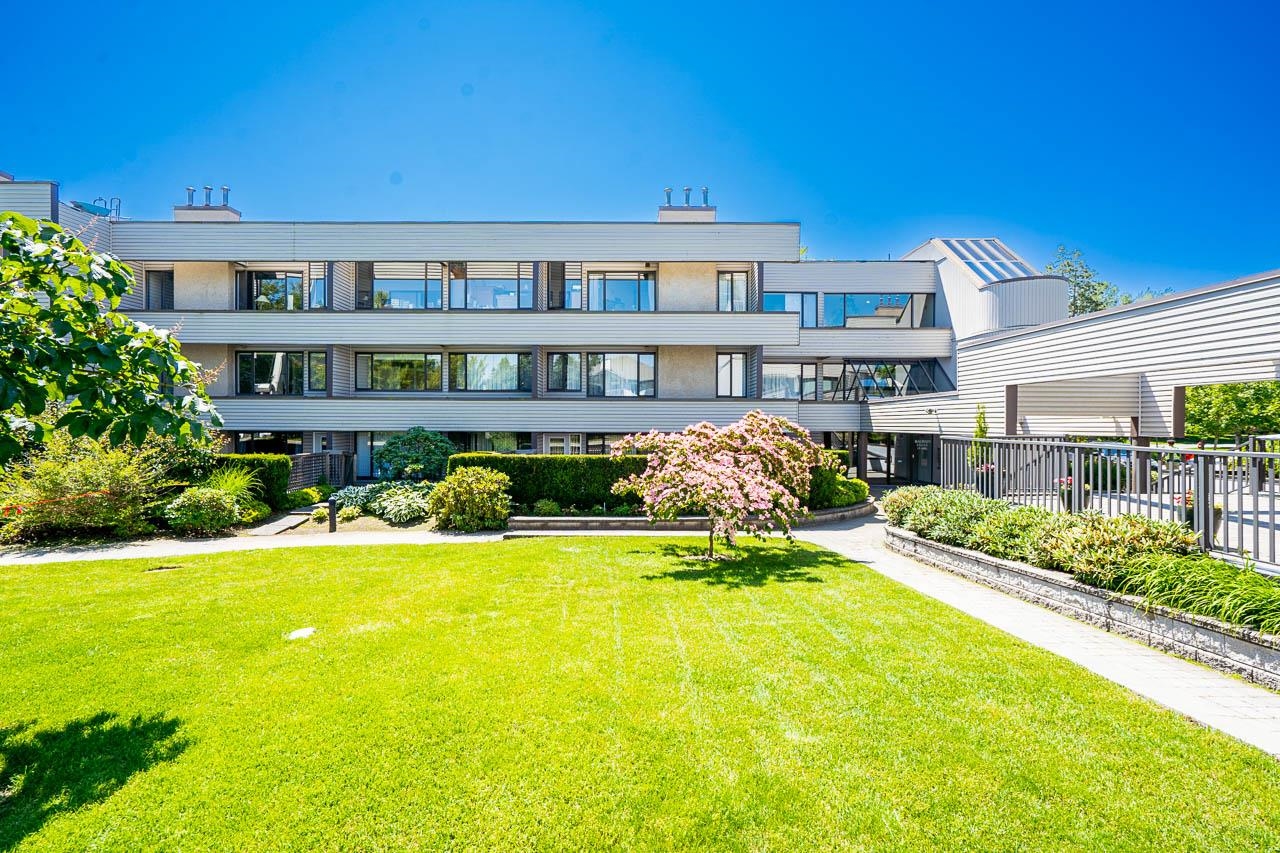 305 15313 19 AVENUE, R3072132, BC,