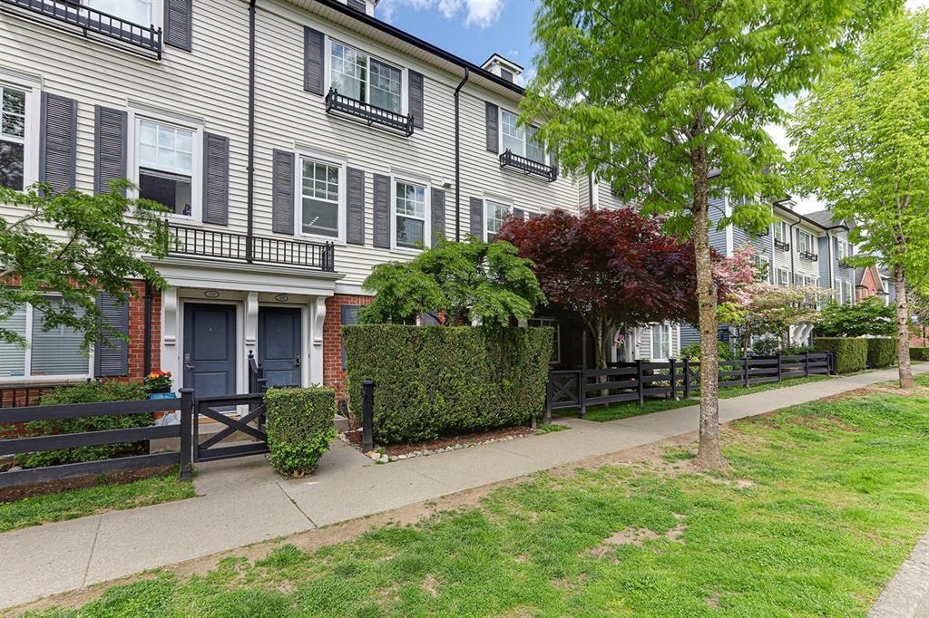 38 18983 72A AVENUE, R3072187, BC,