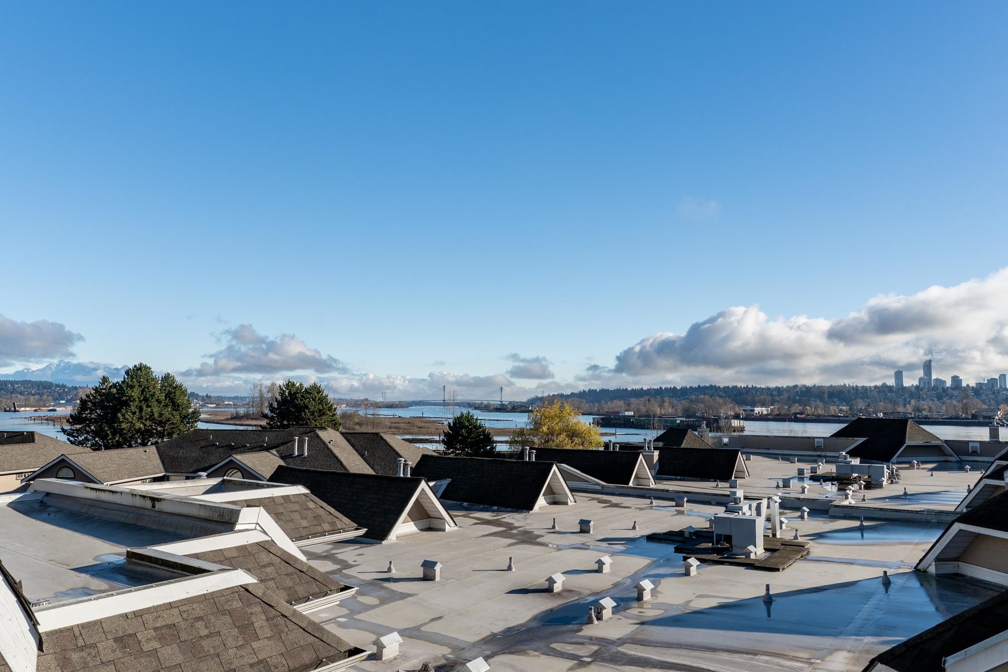 401 25 RICHMOND STREET, R3072211, BC,