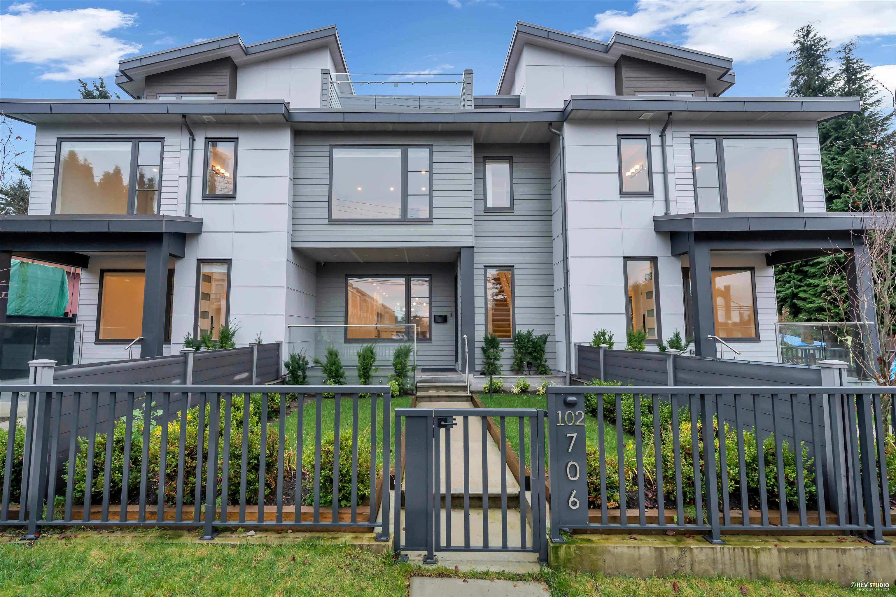 102 706 SMITH AVENUE, R3072489, BC,