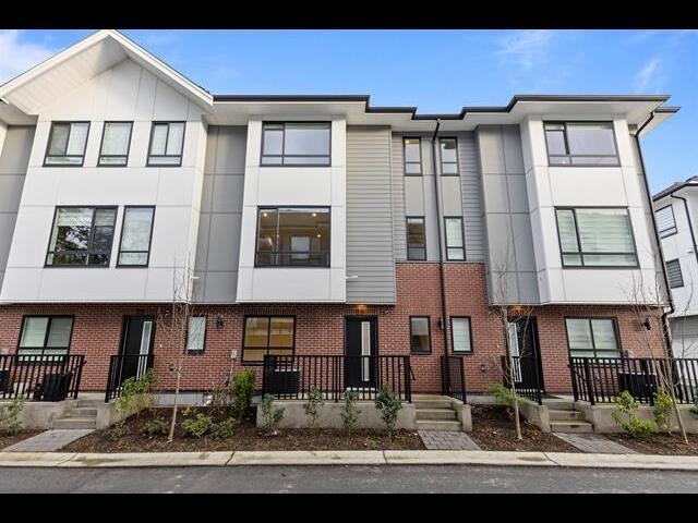 30 12635 63 AVENUE, Surrey BC V3X 1T9, R3072533, BC,
