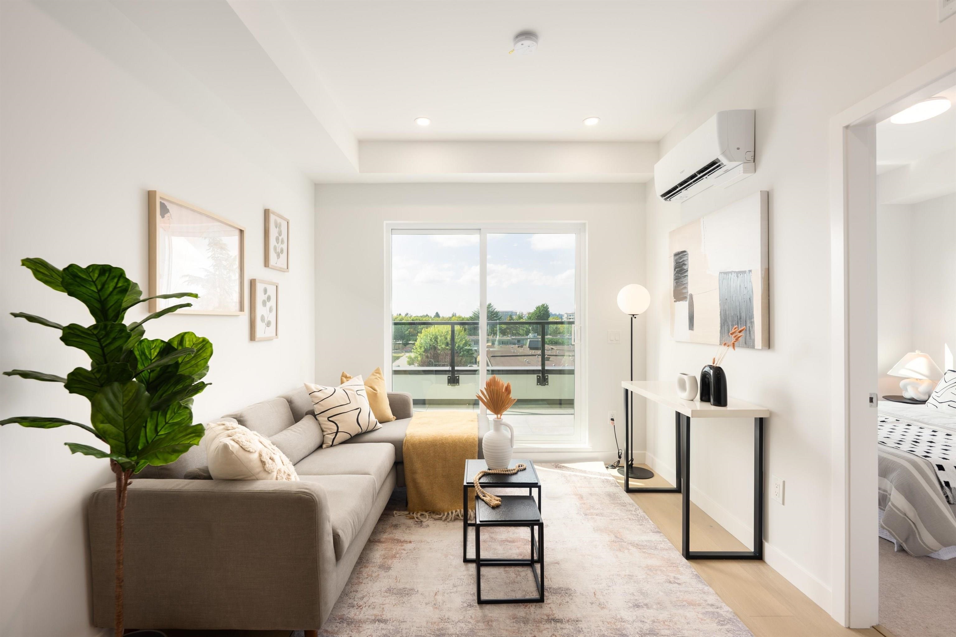 309 5398 207 STREET, R3072546, BC,