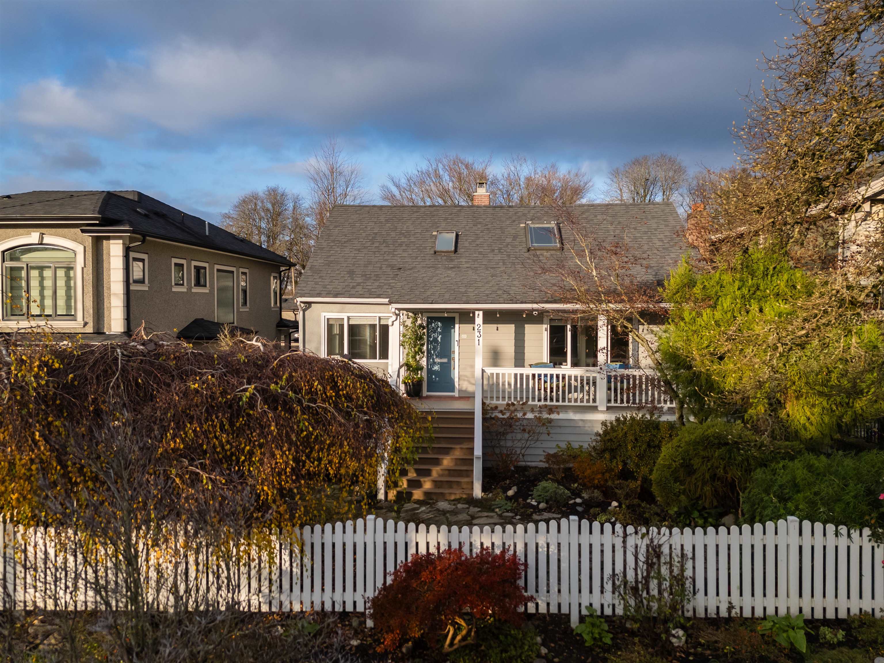 231 E 40TH AVENUE, Vancouver BC V5W 1L7, R3072565, BC,