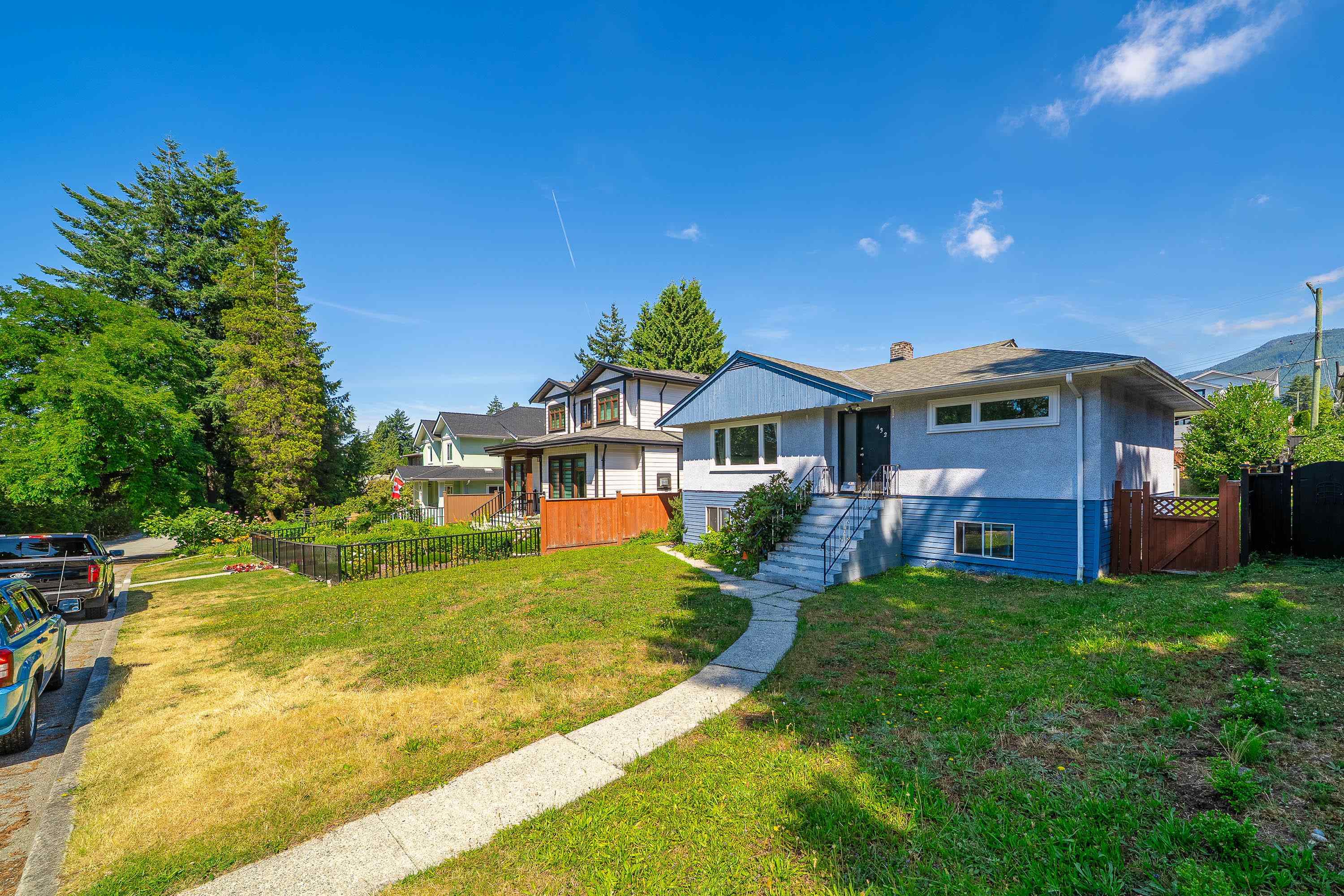 432 W 25TH STREET, North Vancouver BC V7N 2G2, R3072773, BC,