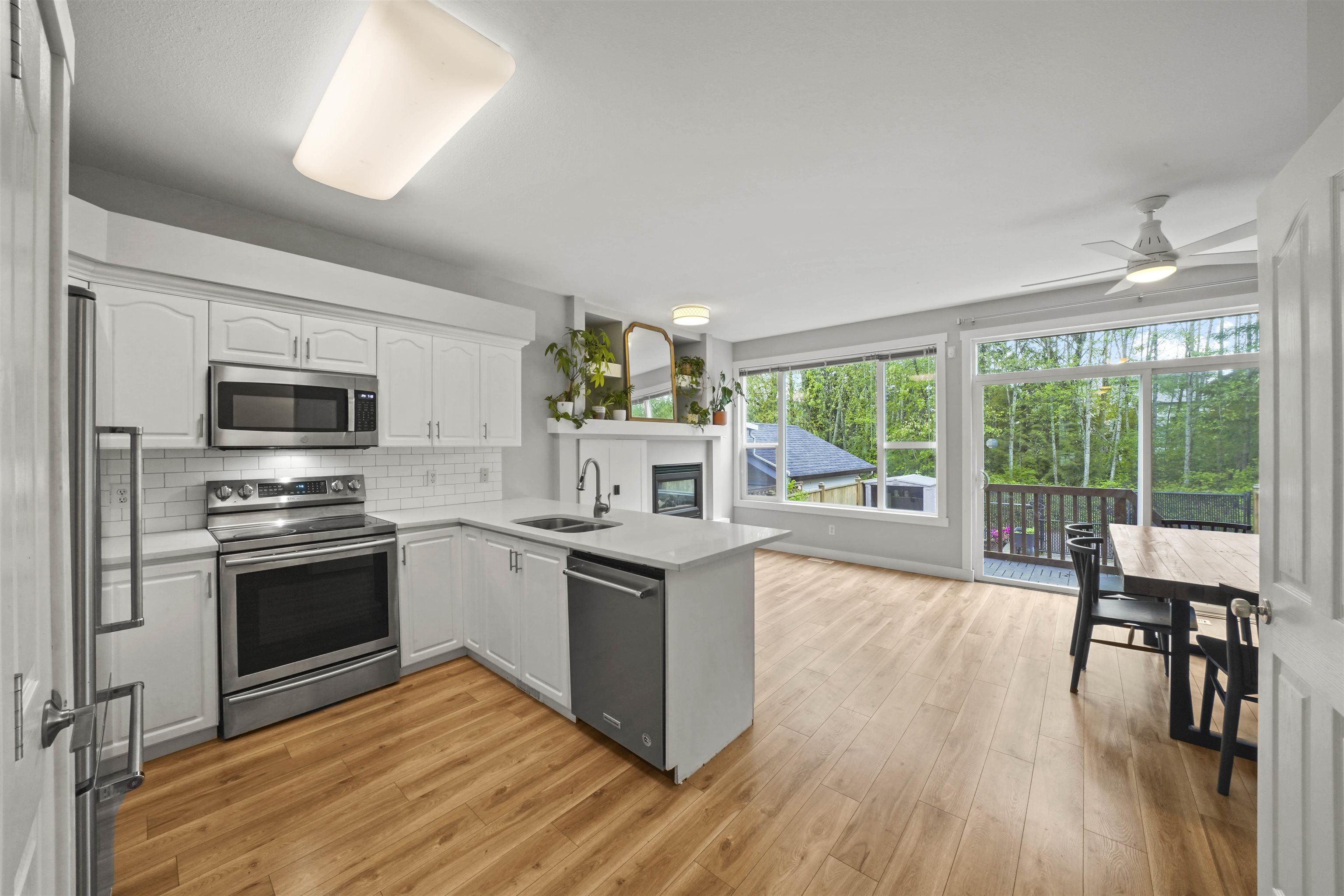 24369 101 AVENUE, Maple Ridge BC V2W 1W8, R3072910, BC,