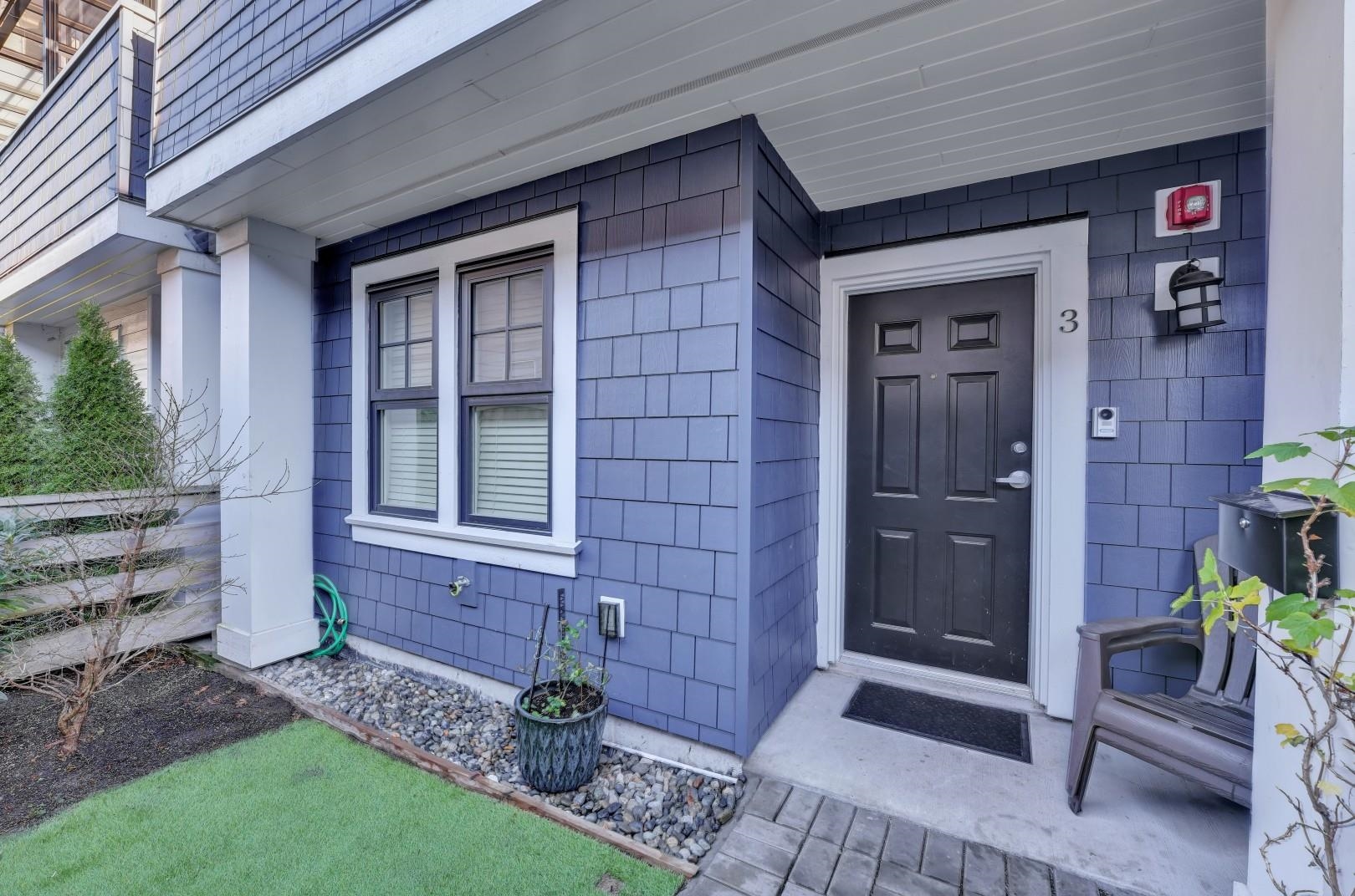 3 2338 KELLY AVENUE, R3072997, BC,