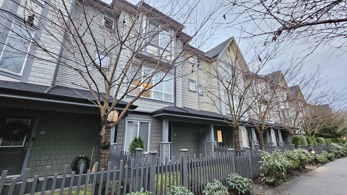 MLS® listing #R3073030 for sale located at 31 8138 204 STREET