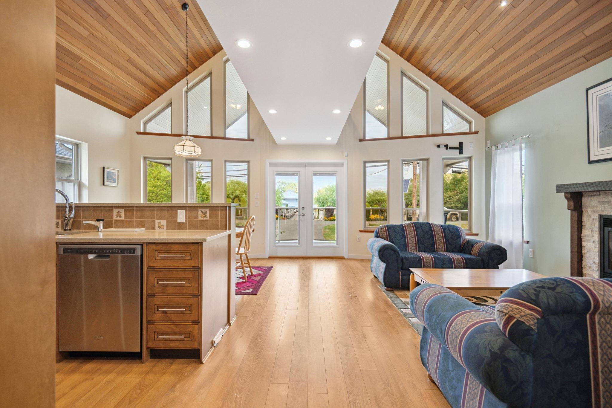 4394 W RIVER ROAD, Delta BC V4K 1S2, R3073038, BC,