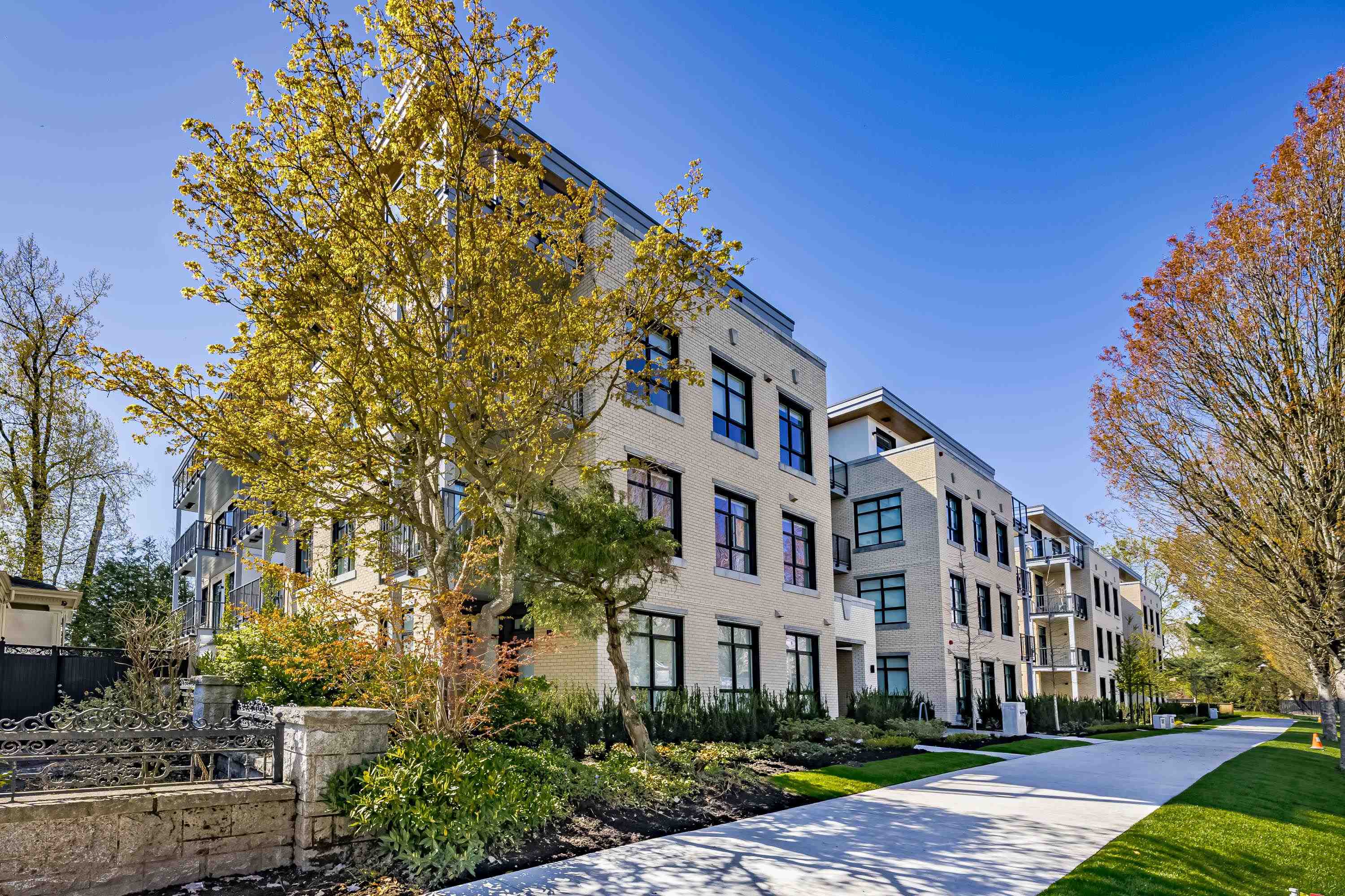 104 5007 ASH STREET, R3073120, BC,