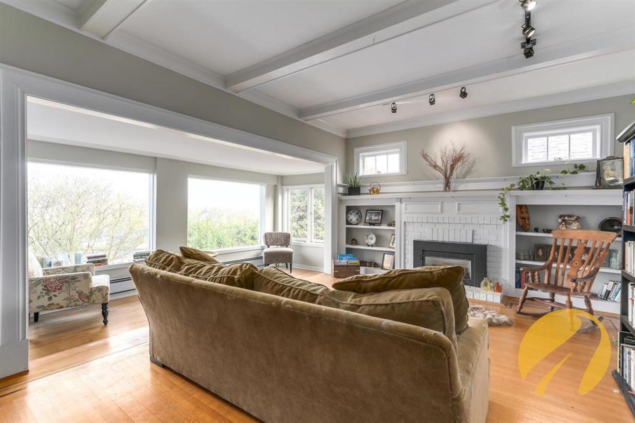 3868 W 10 AVENUE, Vancouver BC V6R 2G7, R3073135, BC,