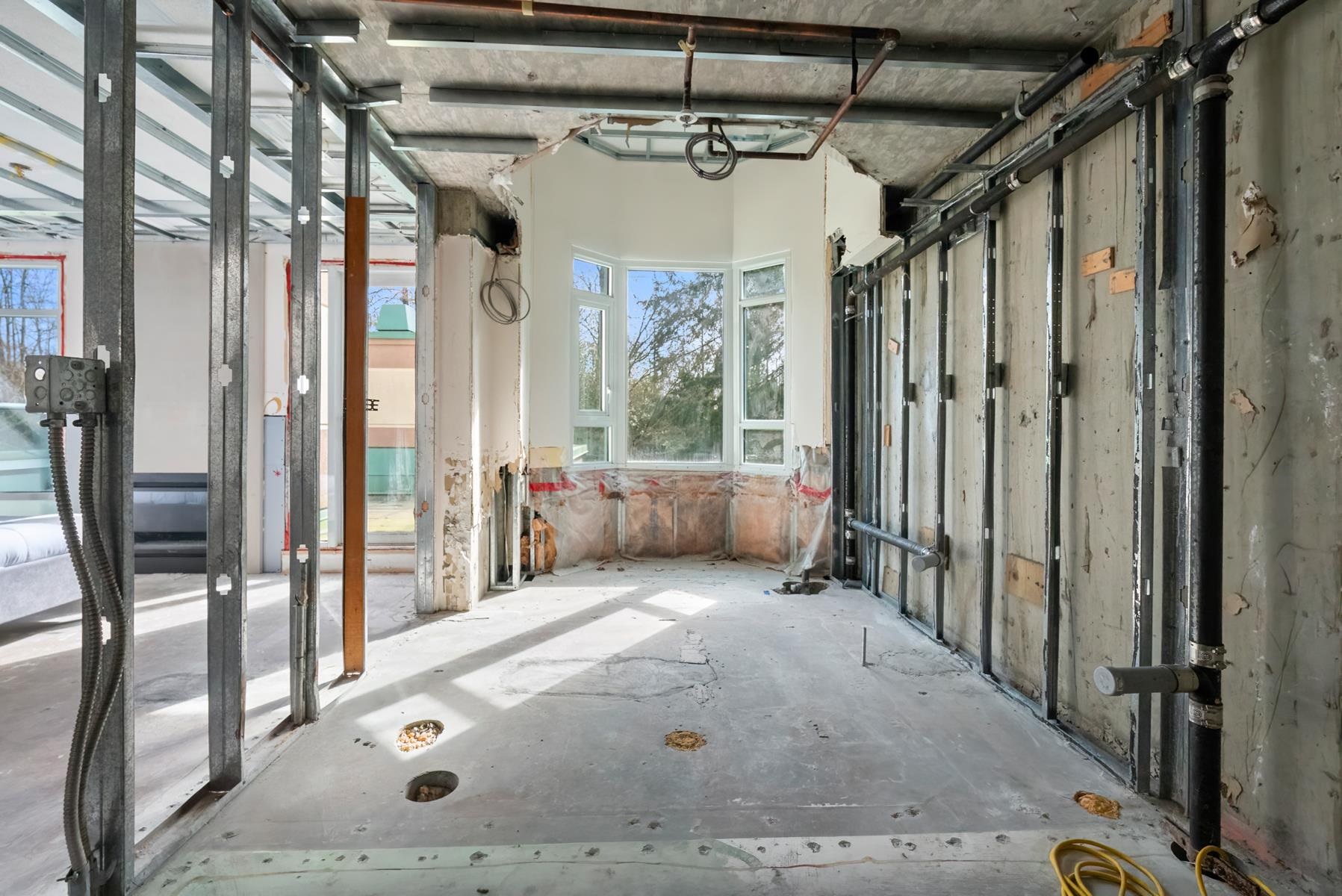 348 TAYLOR WAY, West Vancouver BC V7T 2Y2, R3073142, BC,