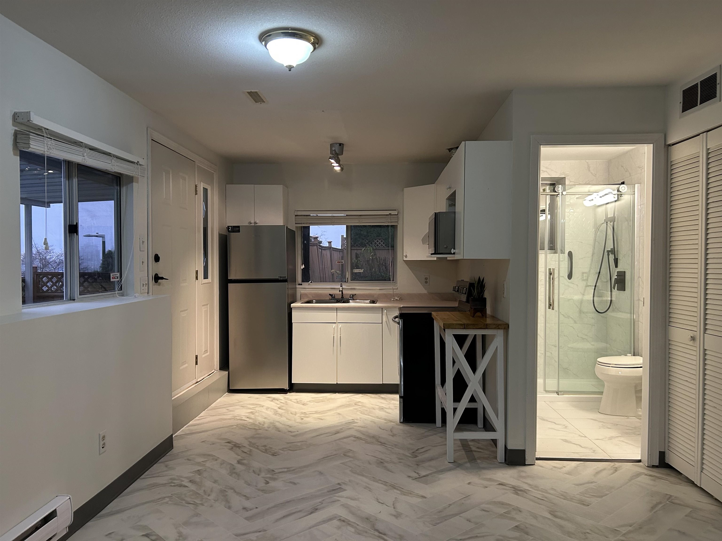 Lower 2640 MCLAUGHLIN COURT, R3073147, BC,