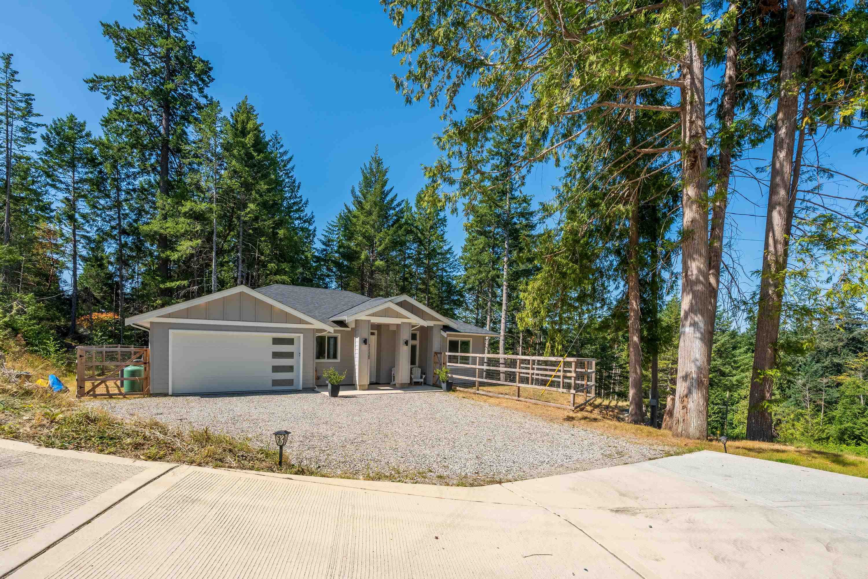 11120 SUNSHINE COAST HIGHWAY, Pender Harbour BC V7Z 1B9, R3073164, BC,