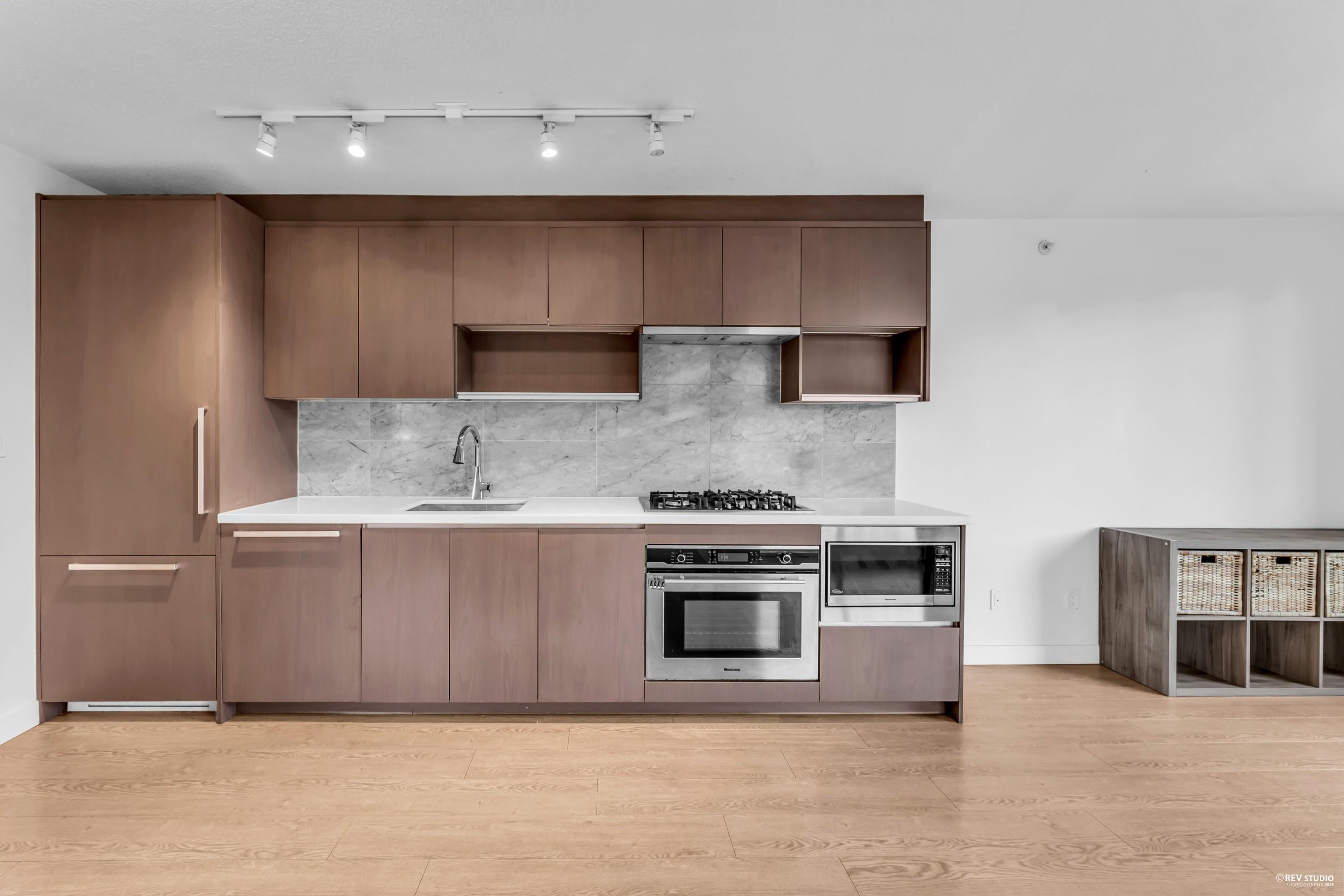 812 13750 100 AVENUE, R3073345, BC,